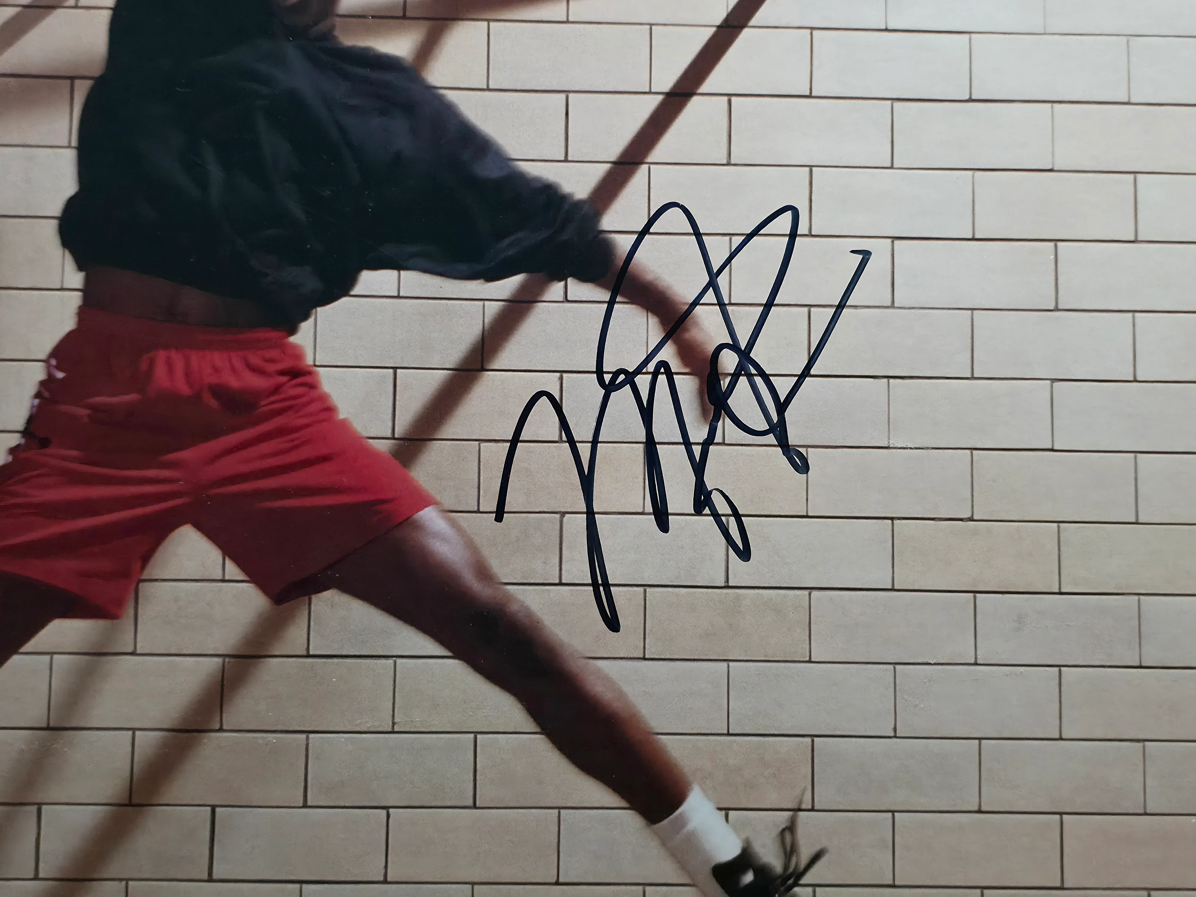 Michael Jordan Autographed Framed Nike Air Dunking 24x24 Poster Photo Chicago Bulls Beckett BAS #AE16681 - Image 4