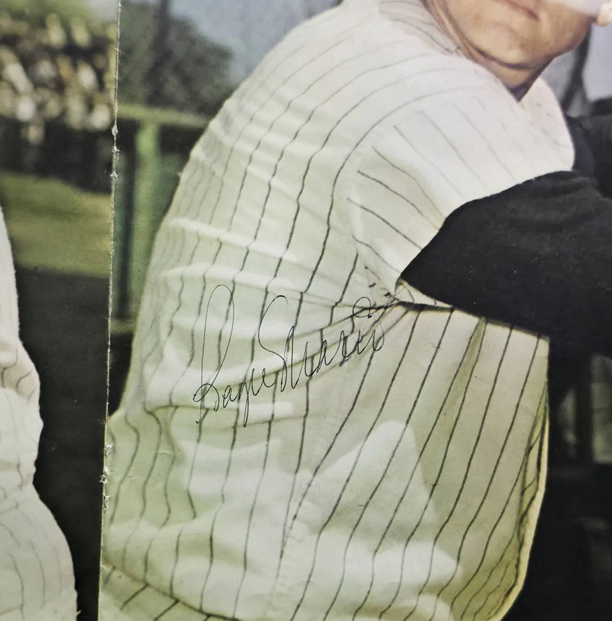 Mickey Mantle & Roger Maris Autographed Framed 11x17 Poster New York Yankees Vintage Signature Beckett BAS #AE31085 - Image 5