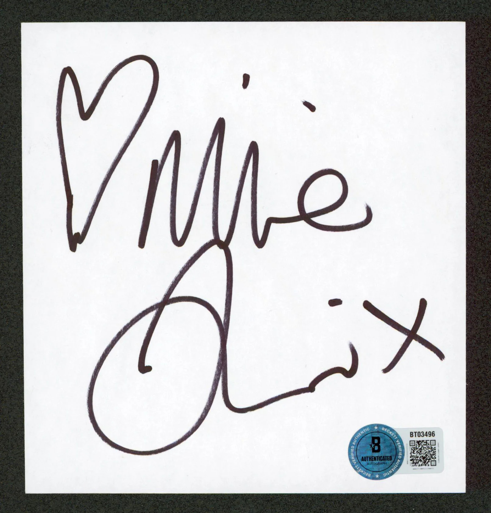 Minnie Driver Good Will Hunting Authentic Signed 4.75x5 Cut Signature BASBT03496