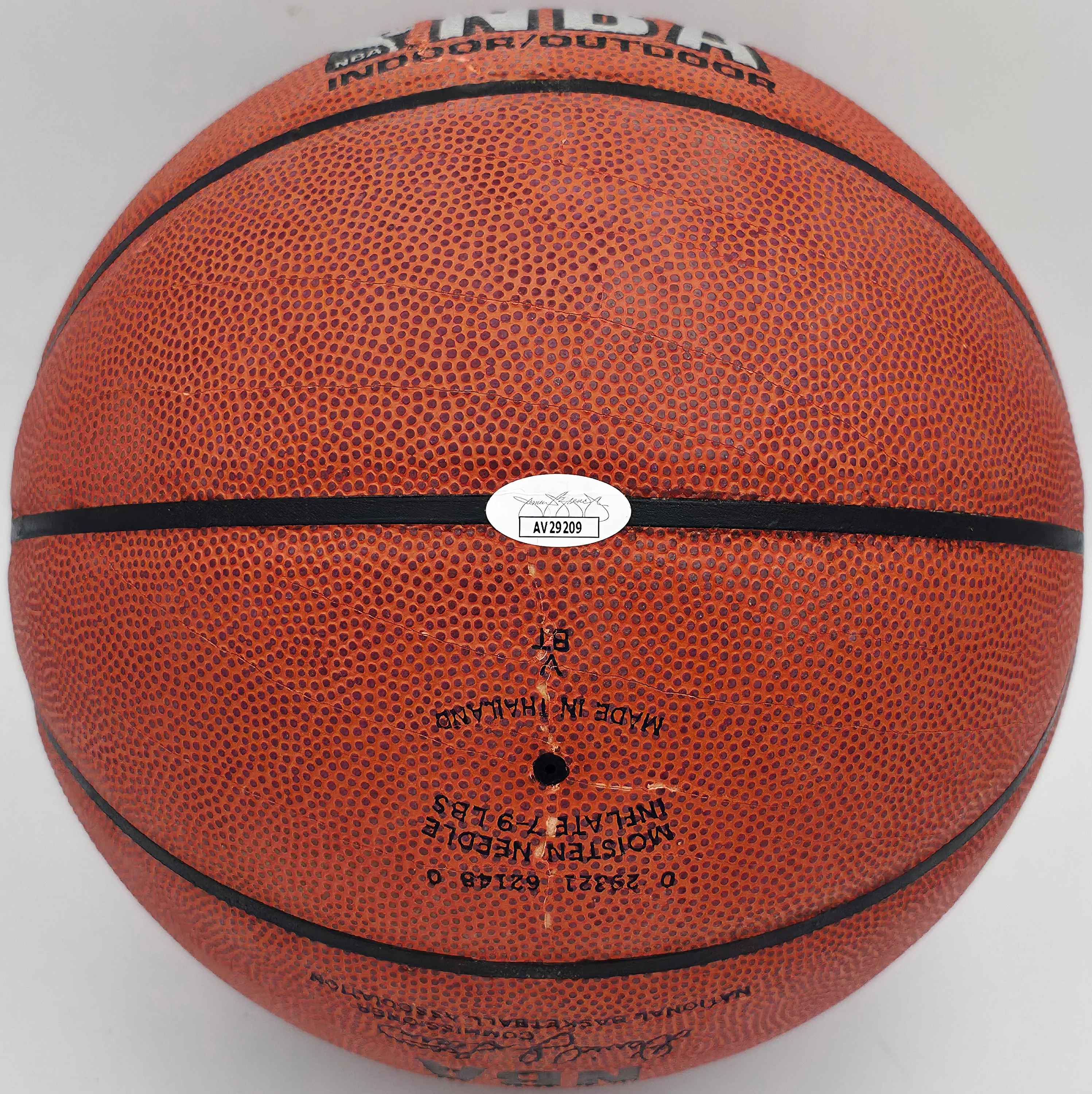 Moses Malone Autographed Official NBA Leather Basketball Philadelphia 76ers, Houston Rockets JSA #AV29209 - Image 5
