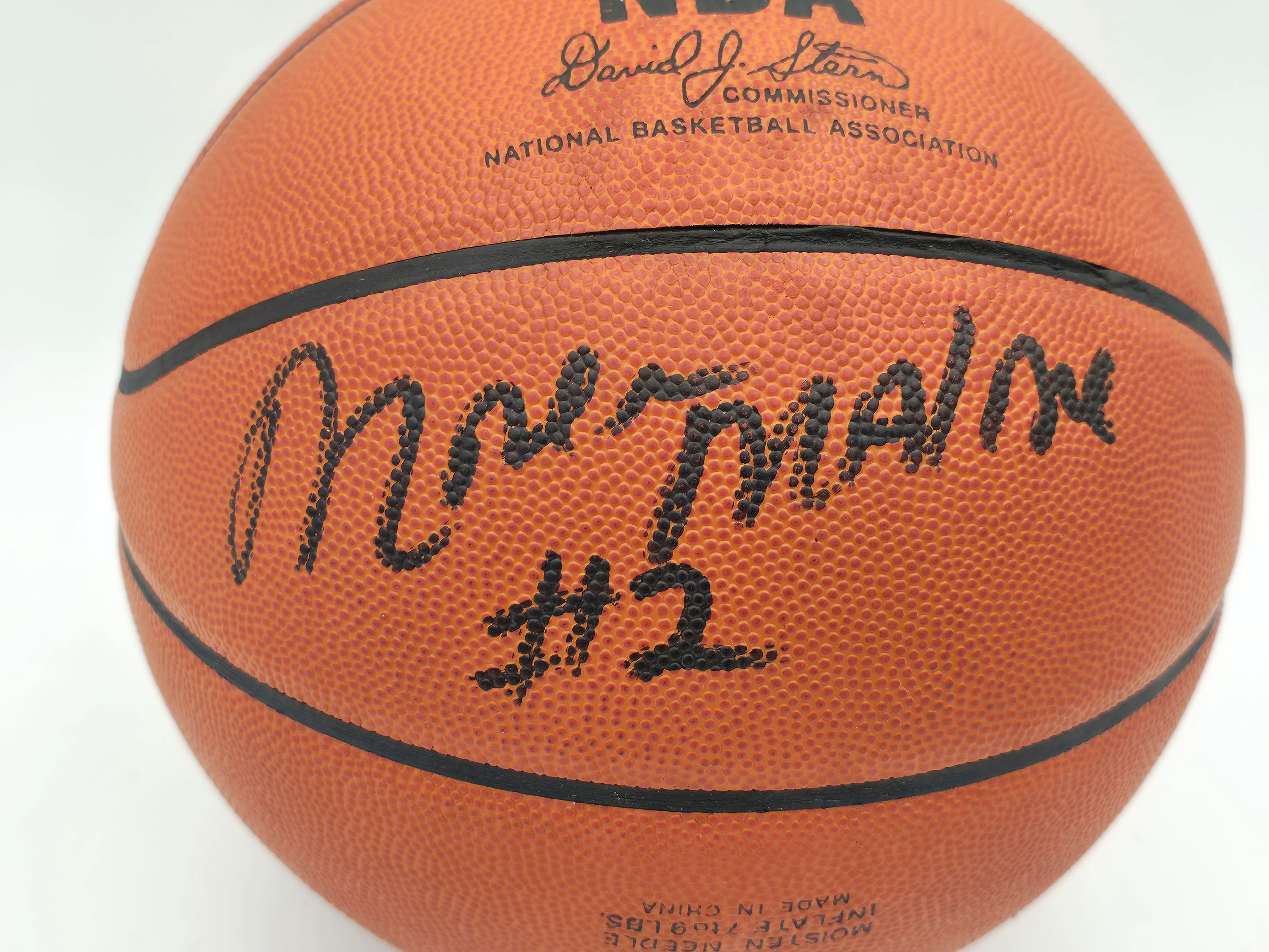 Moses Malone Autographed Spalding NBA Leather Game Basketball Philadelphia 76ers "#2" Beckett BAS QR #BS30419 - Image 2
