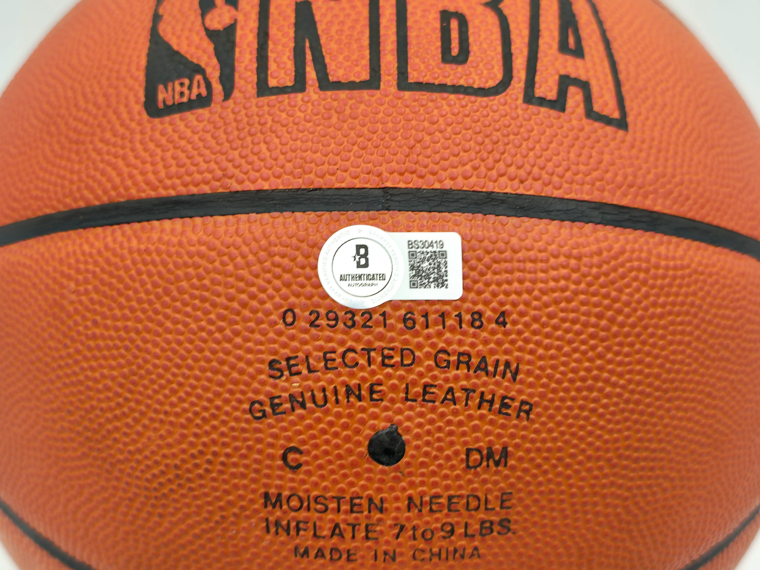 Moses Malone Autographed Spalding NBA Leather Game Basketball Philadelphia 76ers "#2" Beckett BAS QR #BS30419 - Image 4
