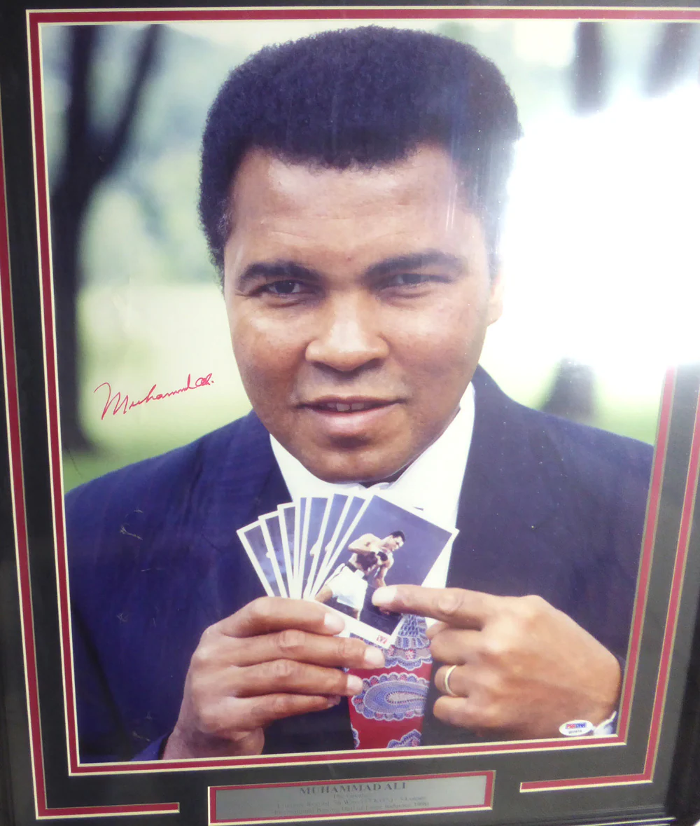 Muhammad Ali Autographed Framed 16x20 Photo (Creased) PSA/DNA #Q02875 - Image 2