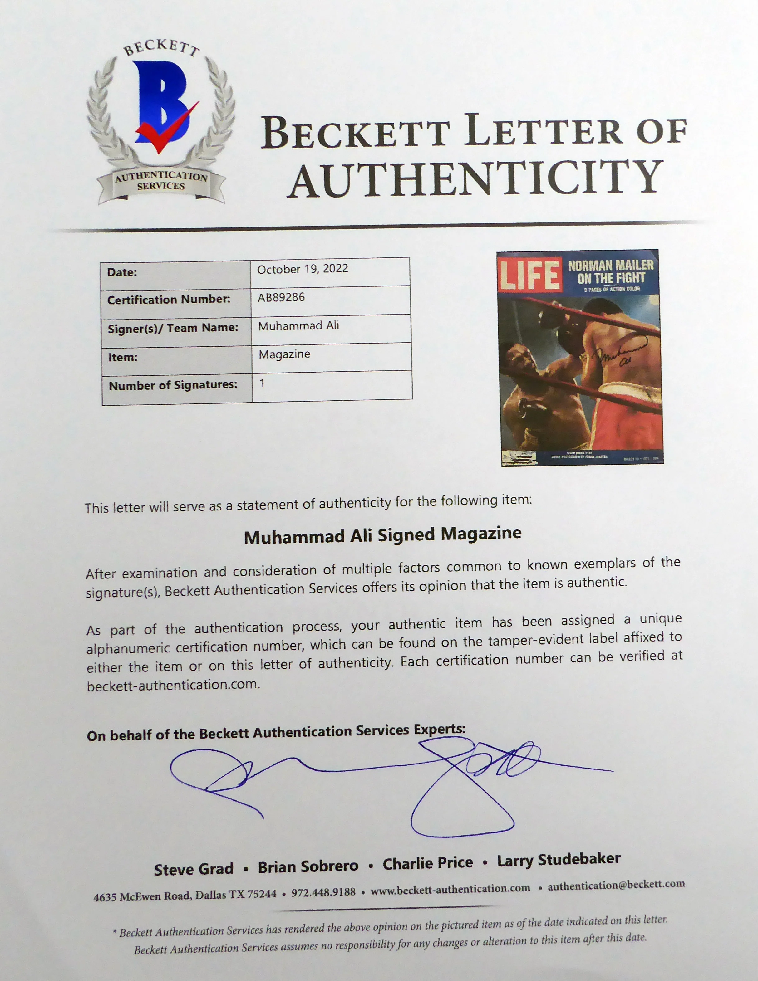Muhammad Ali Autographed Life Magazine Beckett BAS #AB89286 - Image 4