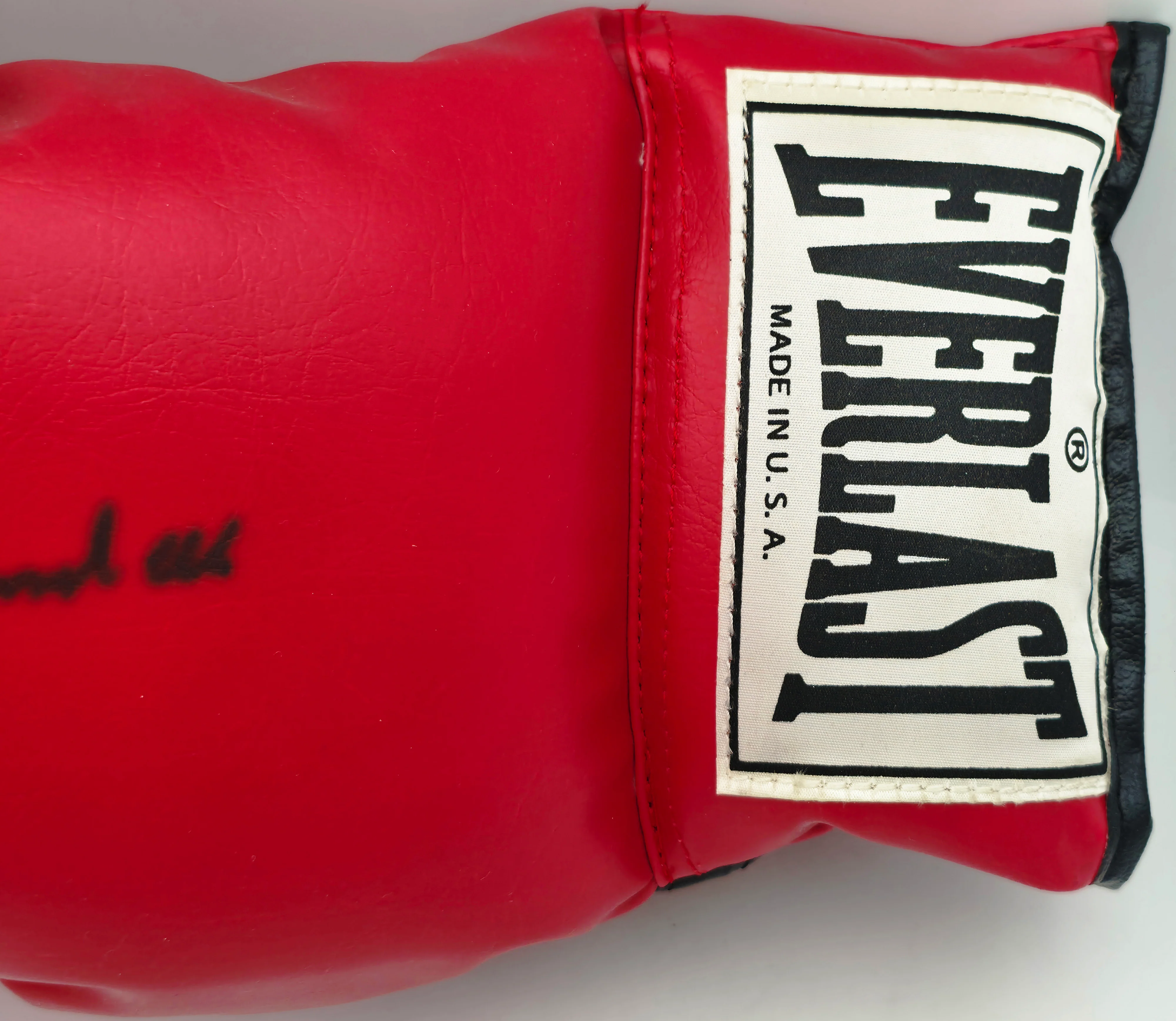 Muhammad Ali Autographed Red Boxing Glove RH JSA #ZZ29592 - Image 3