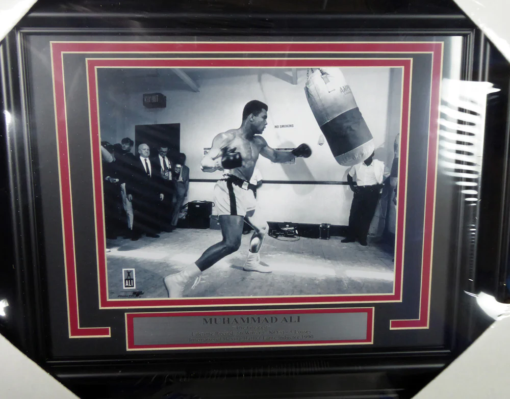 Muhammad Ali Unsigned Framed 8x10 Photo Stock #138062 - Image 2