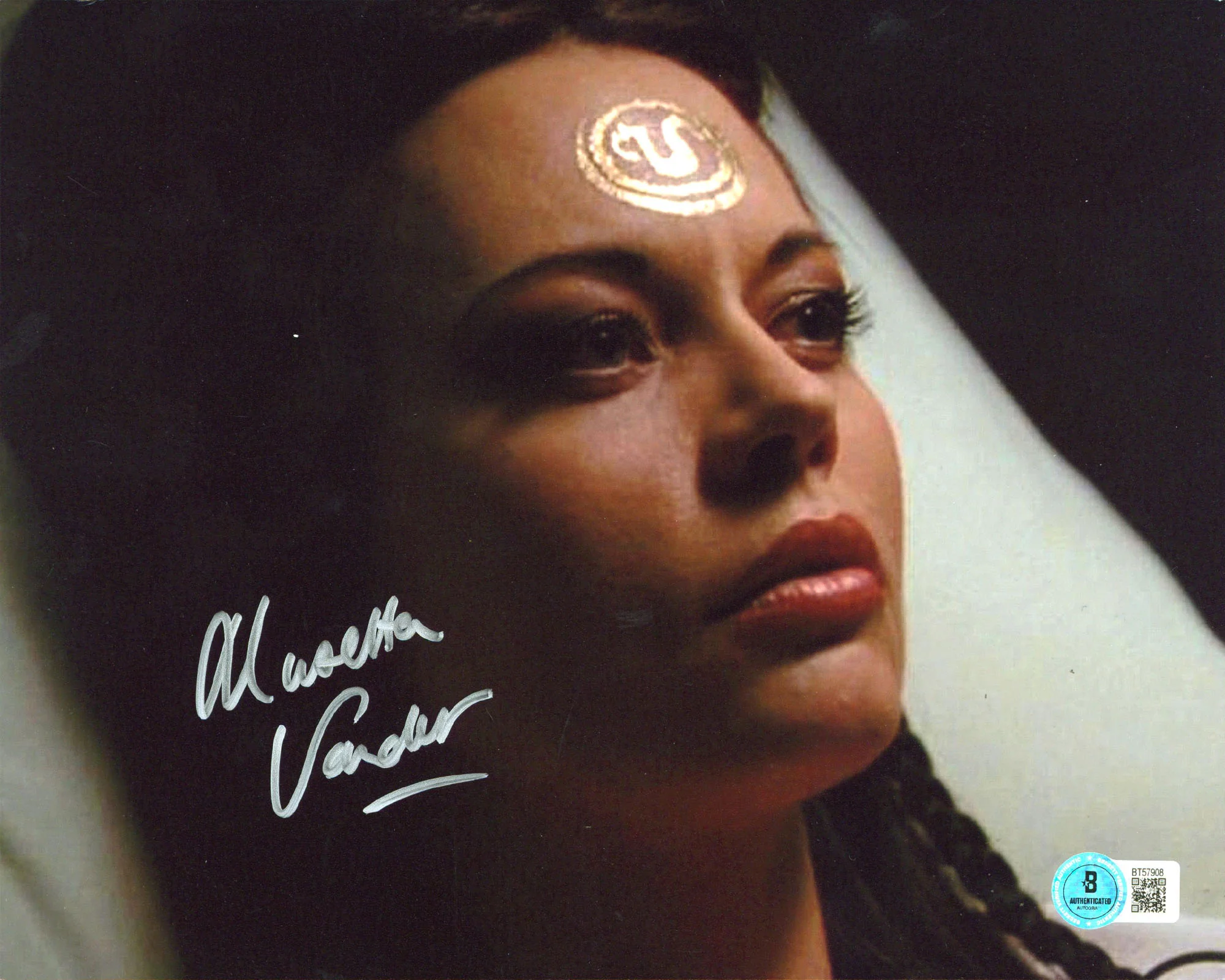 Musetta Vander Mortal Kombat Authentic Signed 8x10 Horizontal Photo BAS 1 - Image 2