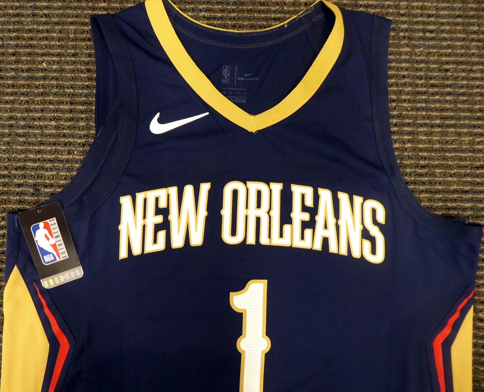 New Orleans Pelicans Zion Williamson Autographed Authentic Blue Nike Jersey Size 48 Fanatics Holo Stock #185354 - Image 5