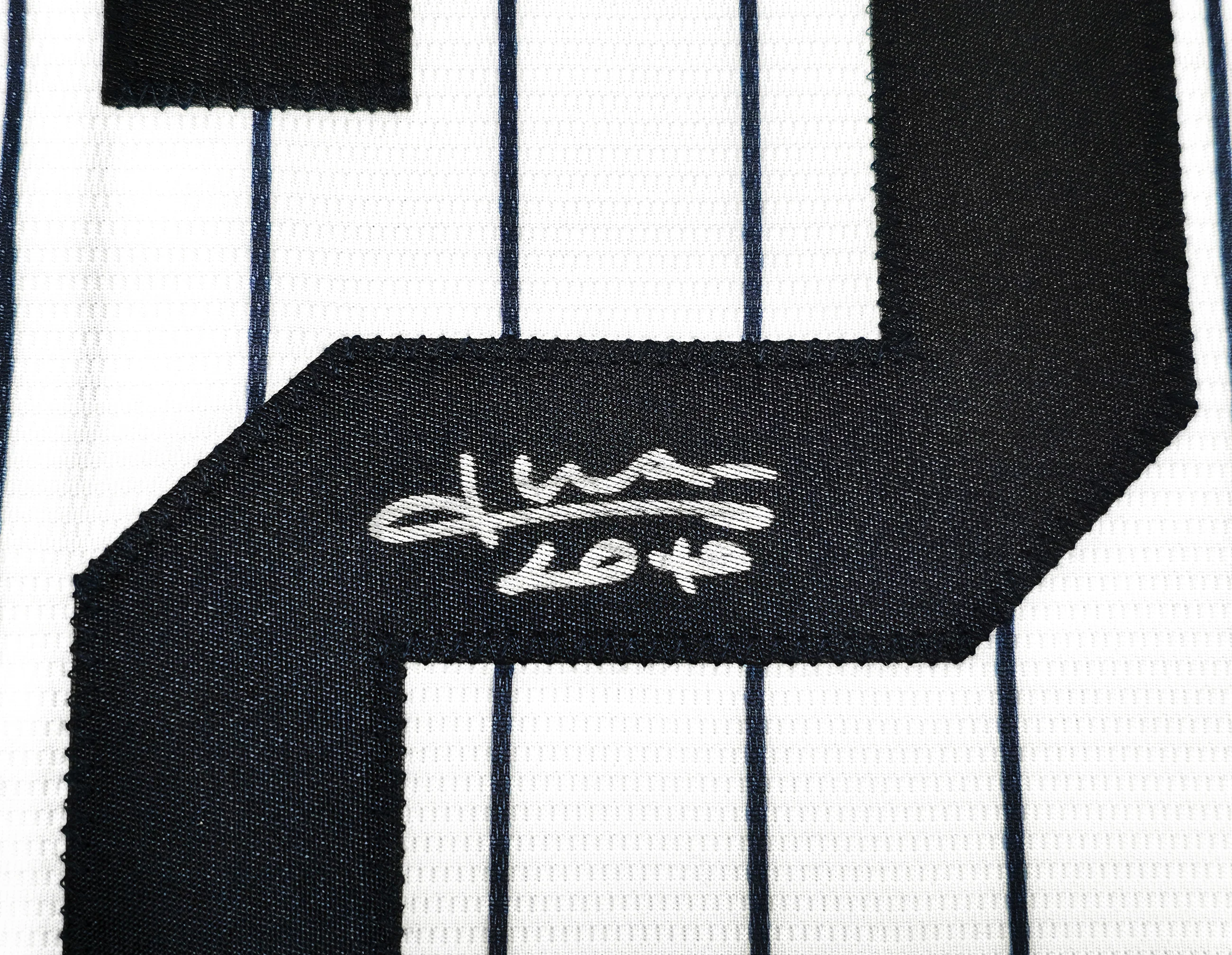 New York Yankees Juan Soto Autographed White Pinstripes Nike Jersey Size XL Beckett BAS QR Stock #226402 - Image 4