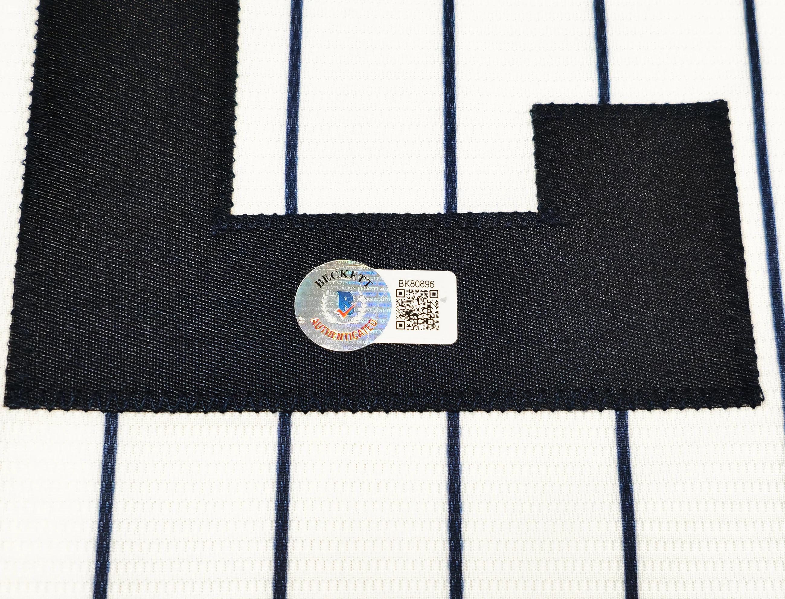 New York Yankees Juan Soto Autographed White Pinstripes Nike Jersey Size XL Beckett BAS QR Stock #226402 - Image 5