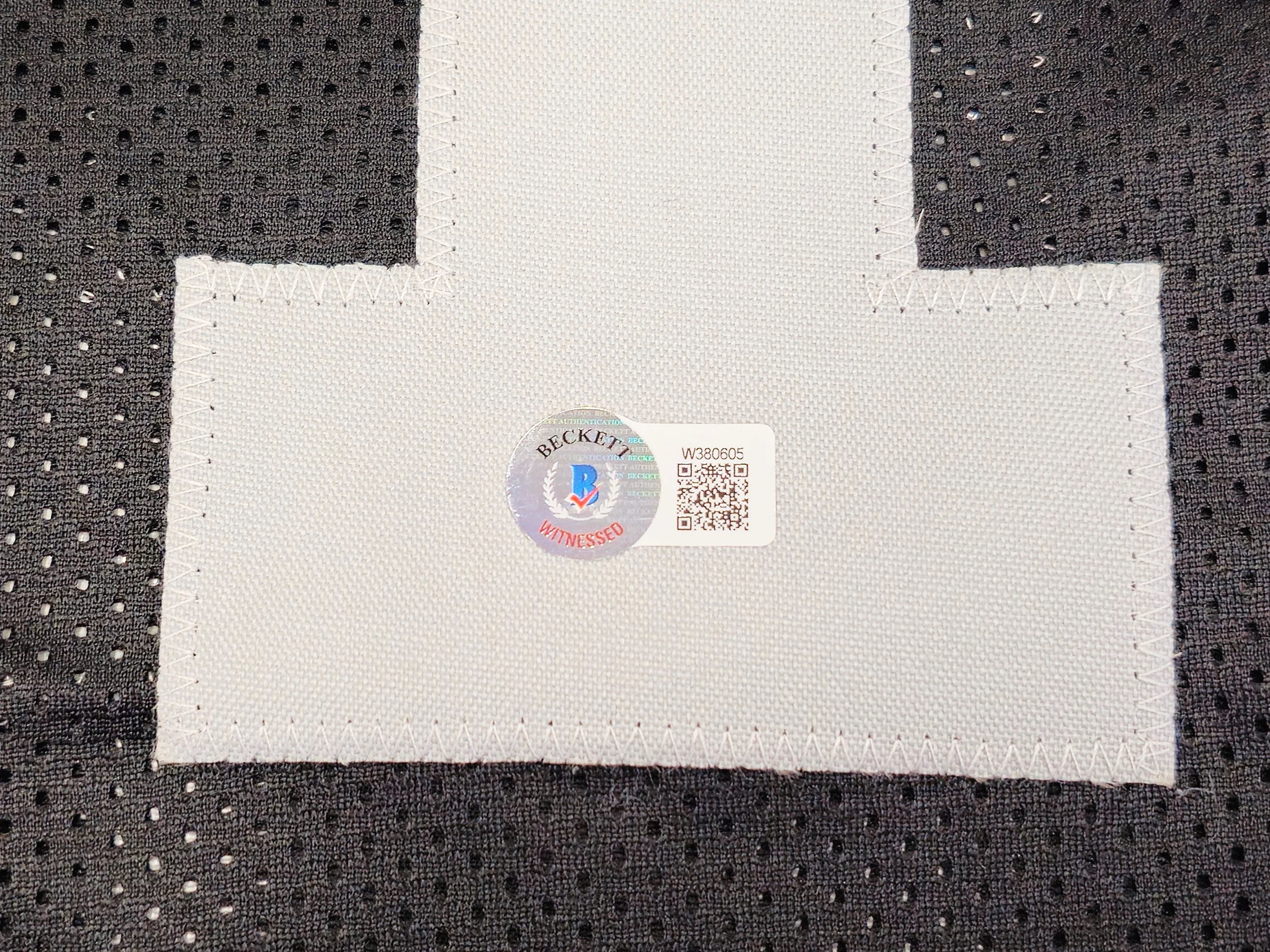 Oakland Raiders Bo Jackson Autographed Black Jersey Beckett BAS Witness Stock #226423 - Image 5