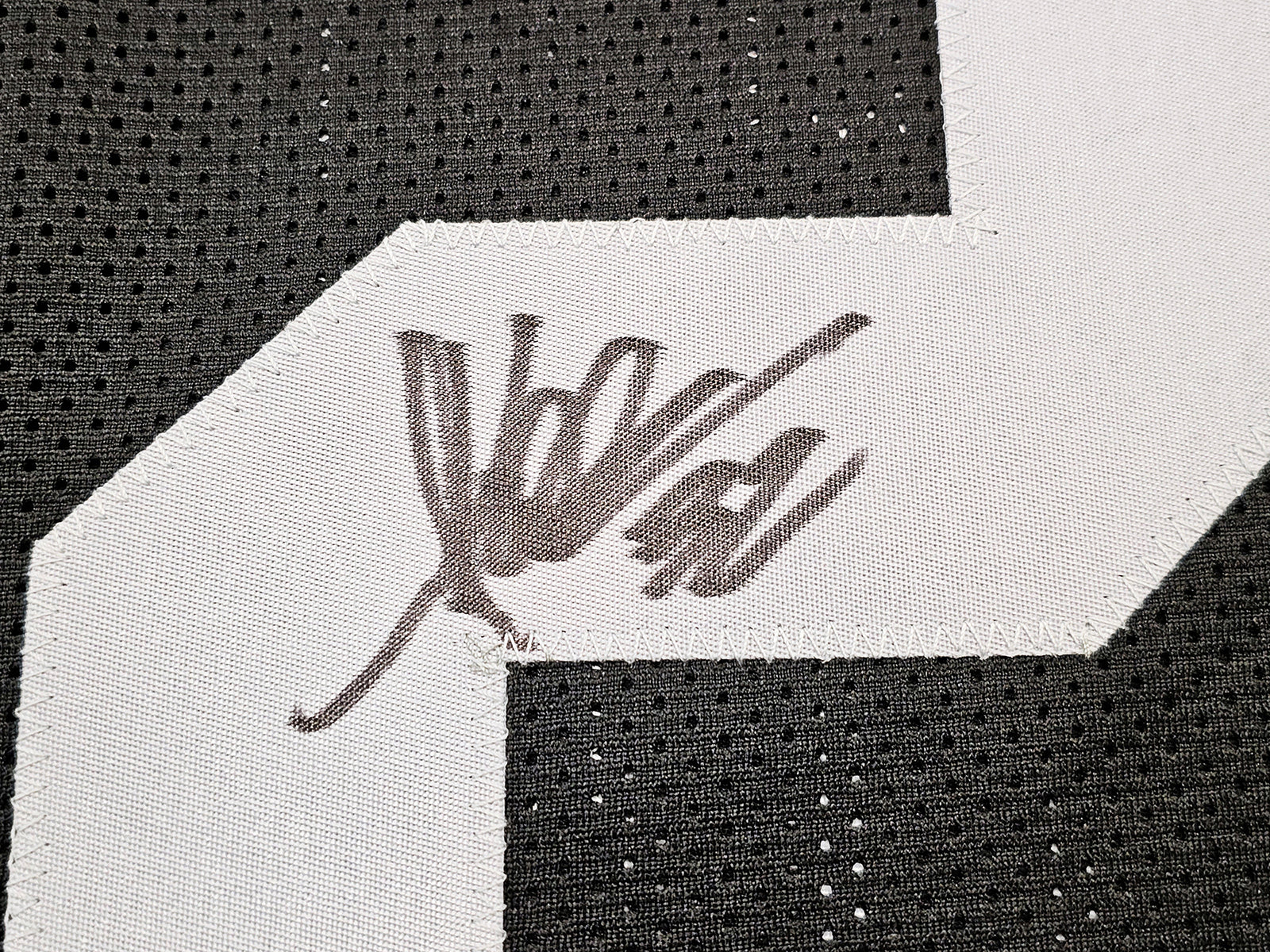 Oakland Raiders Marcus Allen Autographed Black Jersey Beckett BAS Witness Stock #215325 - Image 4