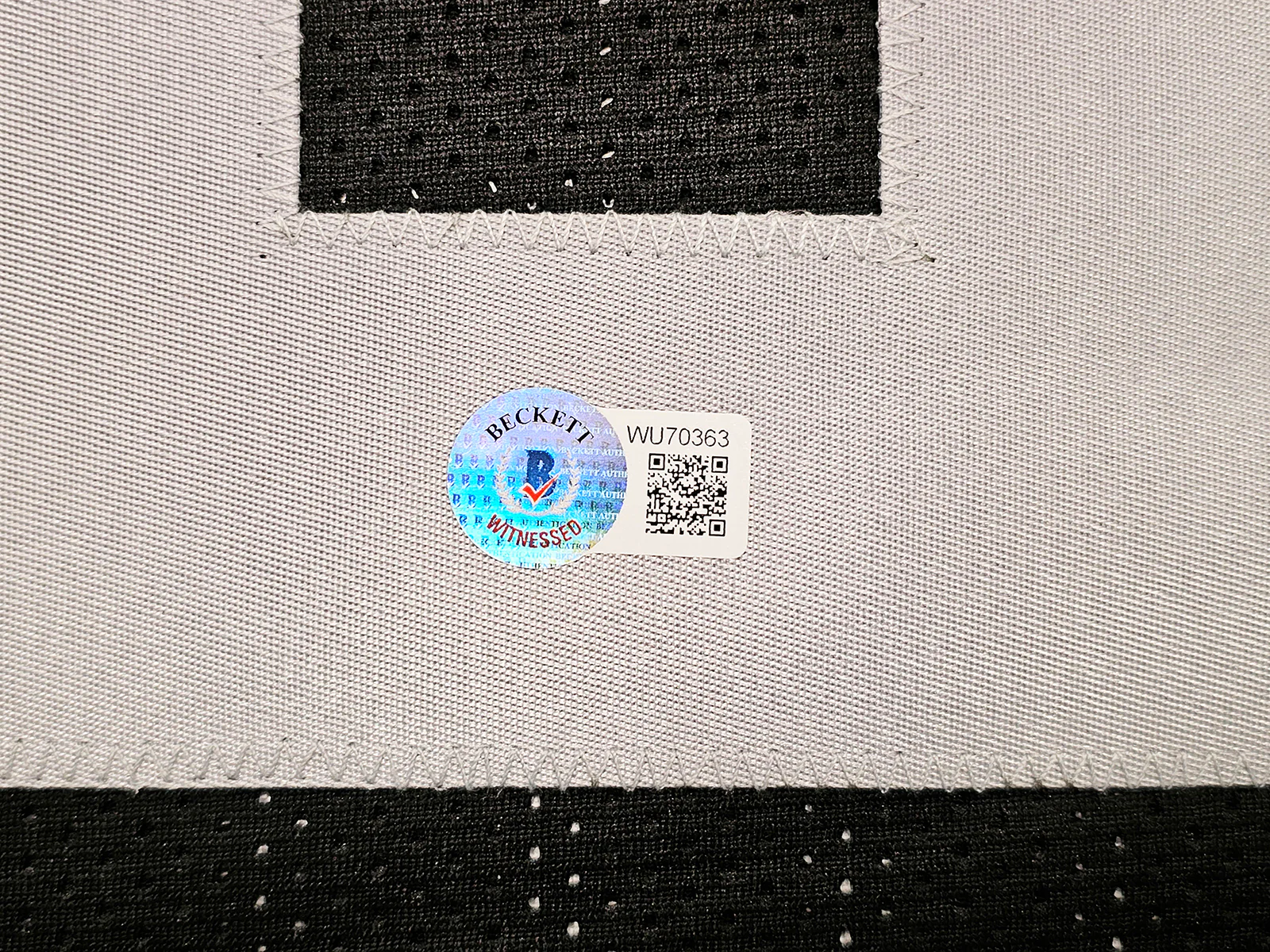 Oakland Raiders Marcus Allen Autographed Black Jersey Beckett BAS Witness Stock #215325 - Image 5