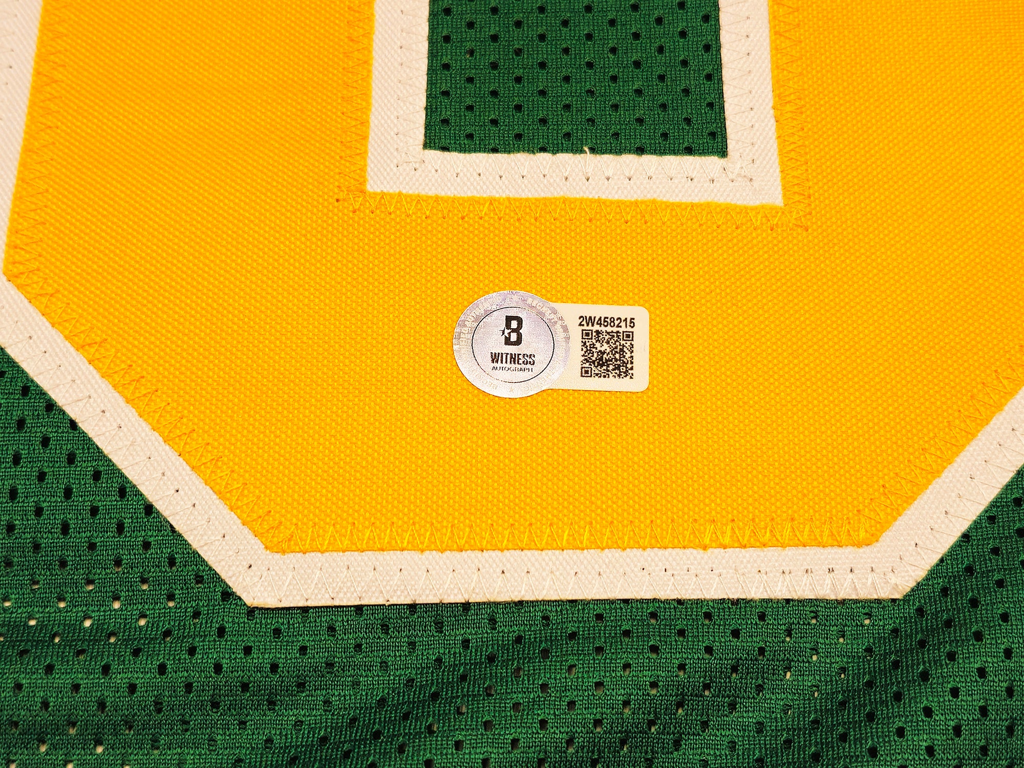 Oregon Ducks Dillon Gabriel Autographed Green Jersey Beckett BAS Witness Stock #235758 - Image 5
