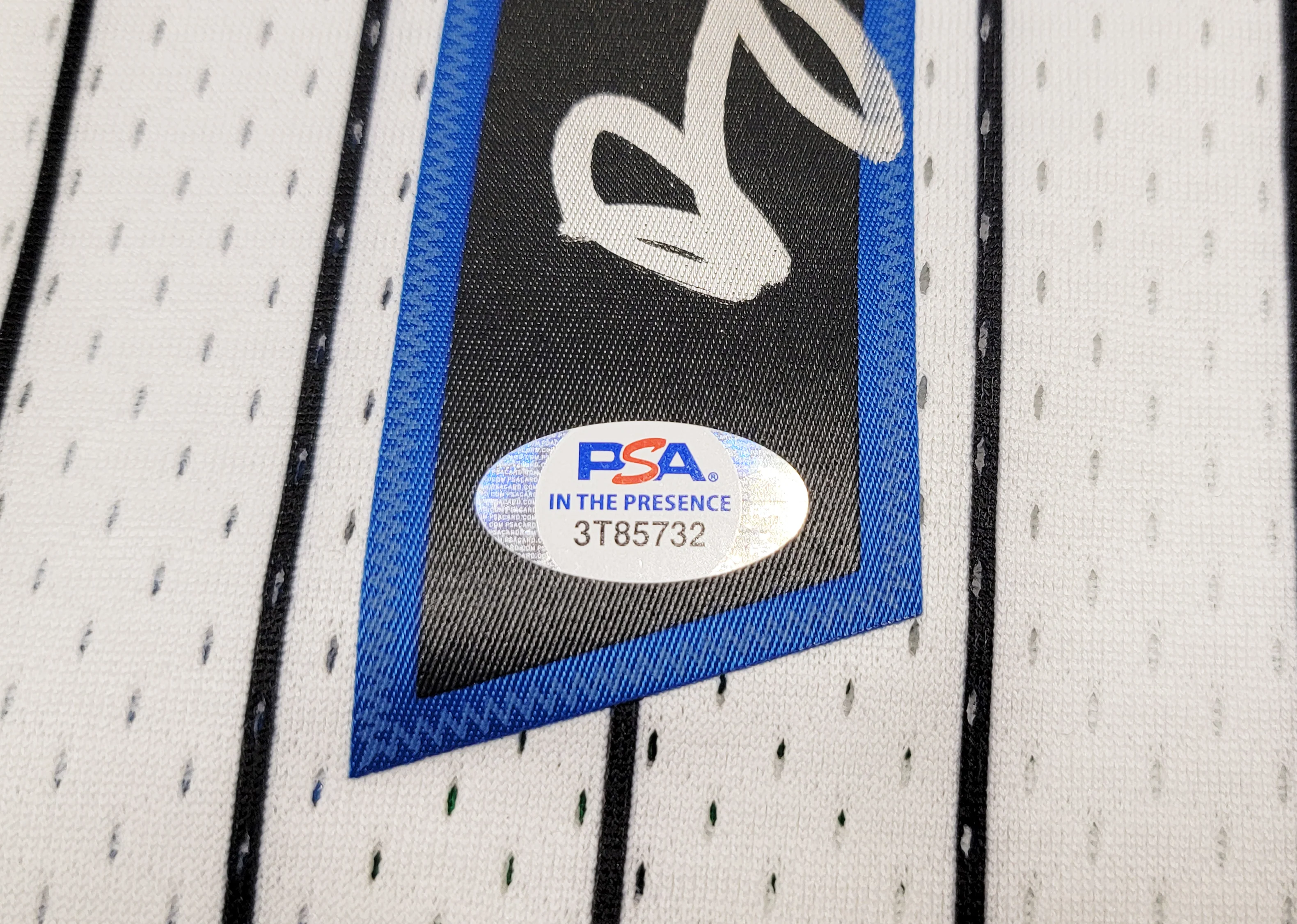 Orlando Magic Anfernee Penny Hardaway Autographed White Authentic Mitchell & Ness 1993-94 Hardwood Classic Swingman Jersey Size L PSA/DNA Stock #208255 - Image 5