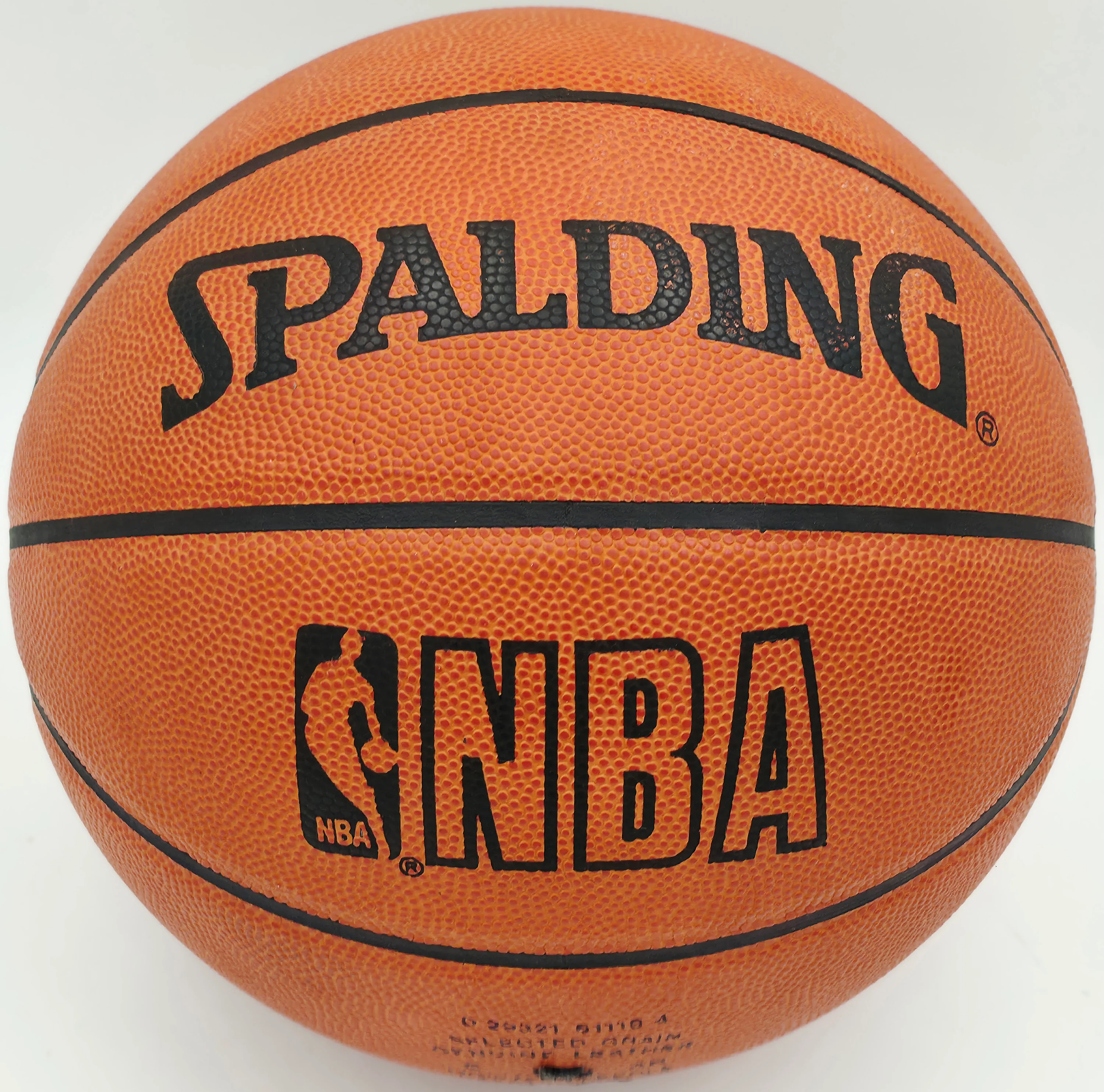 Oscar Robertson Autographed Spalding NBA Leather Game Basketball Milwaukee Bucks Beckett BAS QR #BS30429 - Image 5