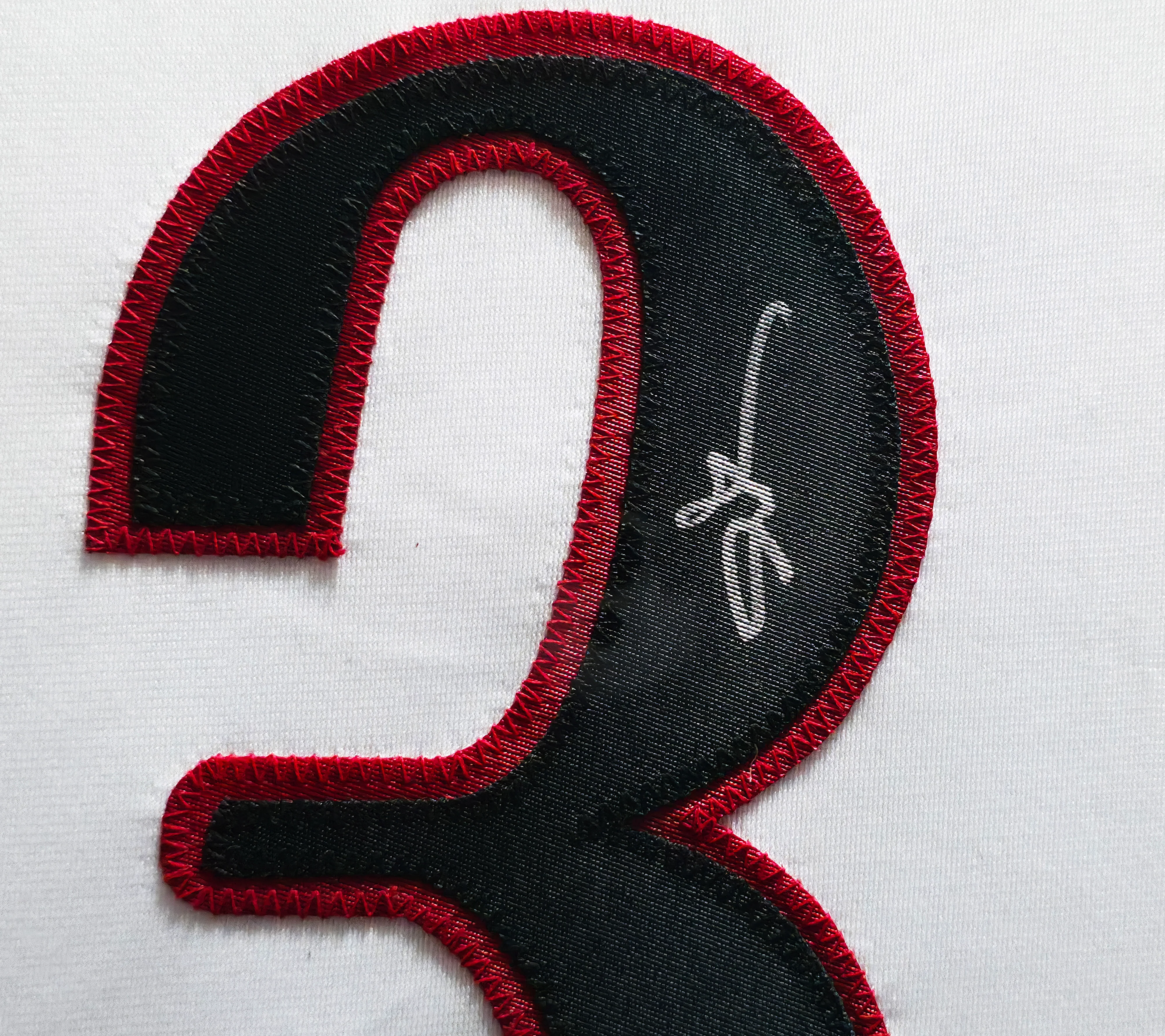 Philadelphia 76ers Allen Iverson Autographed Framed White Jersey Beckett BAS Witness Stock #239068 - Image 3