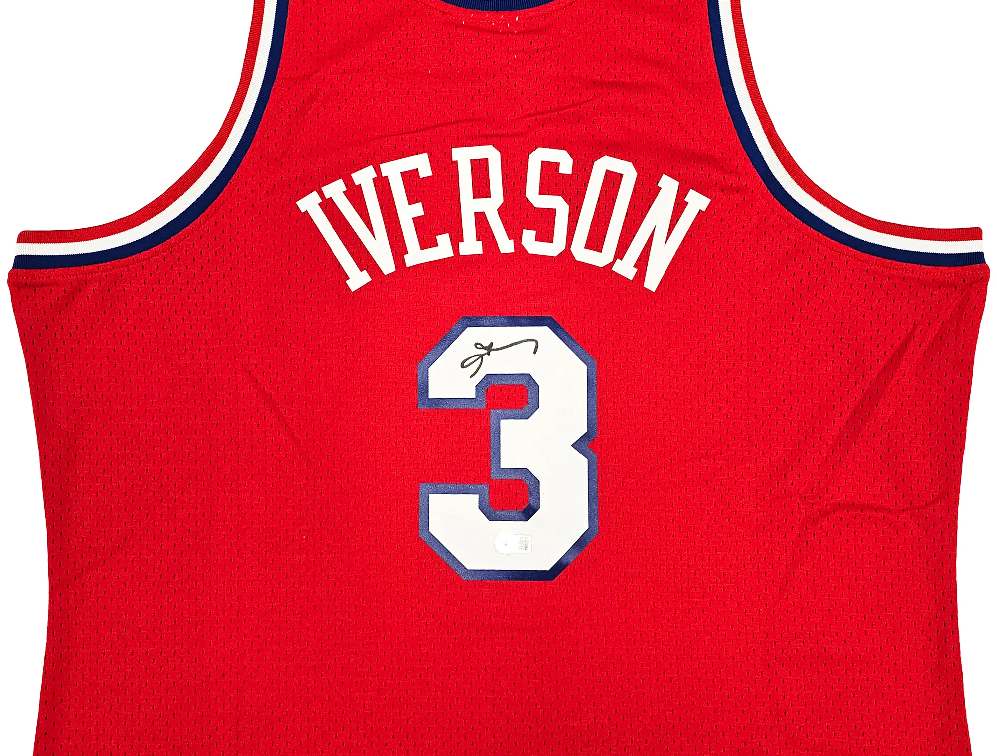 Philadelphia 76ers Allen Iverson Autographed Red Authentic Mitchell & Ness 2002-03 HWC Swingman Jersey Size XXL Beckett BAS Witness Stock #220415 - Image 3