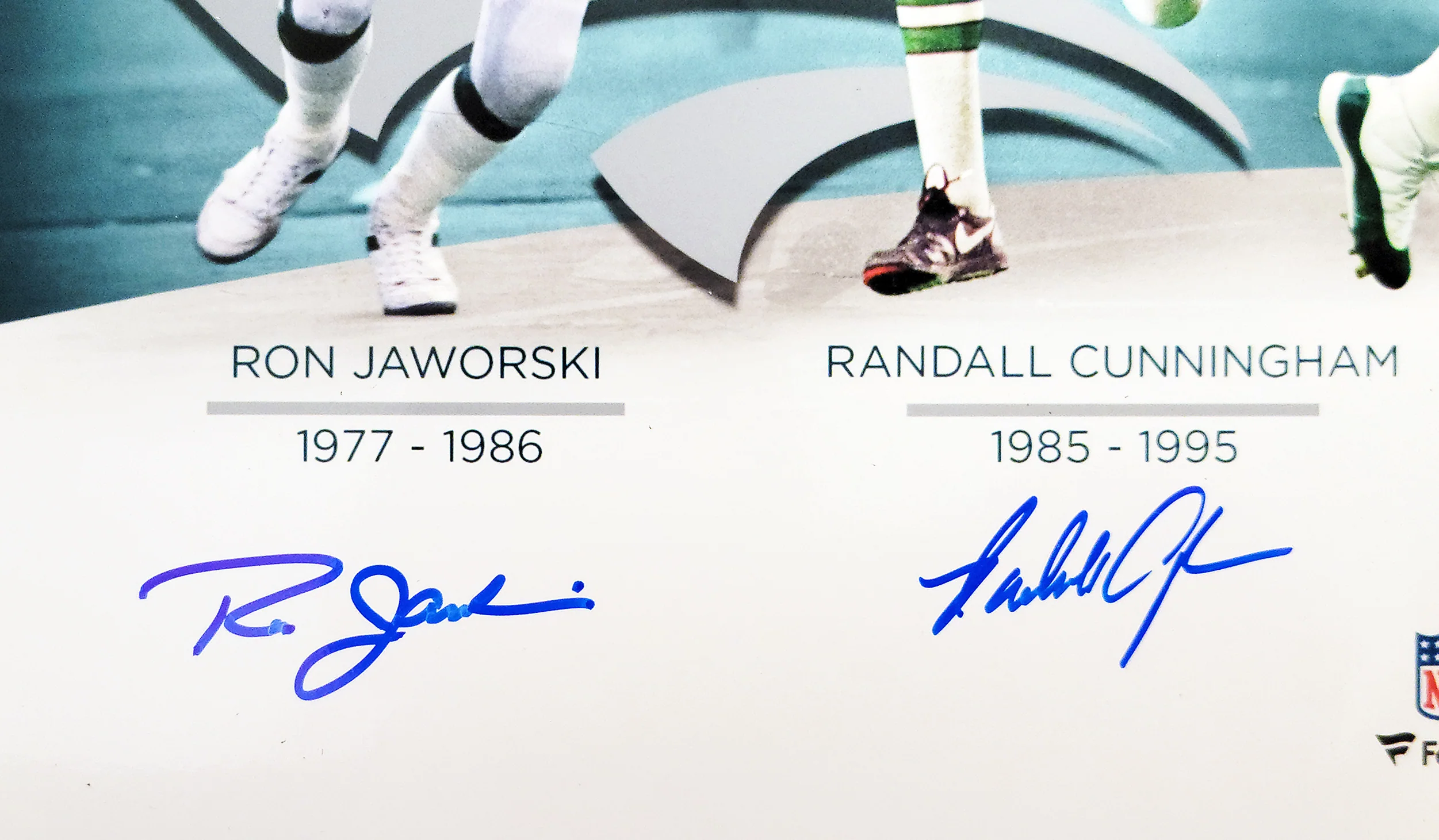 Philadelphia Eagles Quarterbacks Autographed 16x20 Photo With 4 Signatures Including Randall Cunningham & Donovan McNabb Beckett BAS Stock #206005 - Image 4
