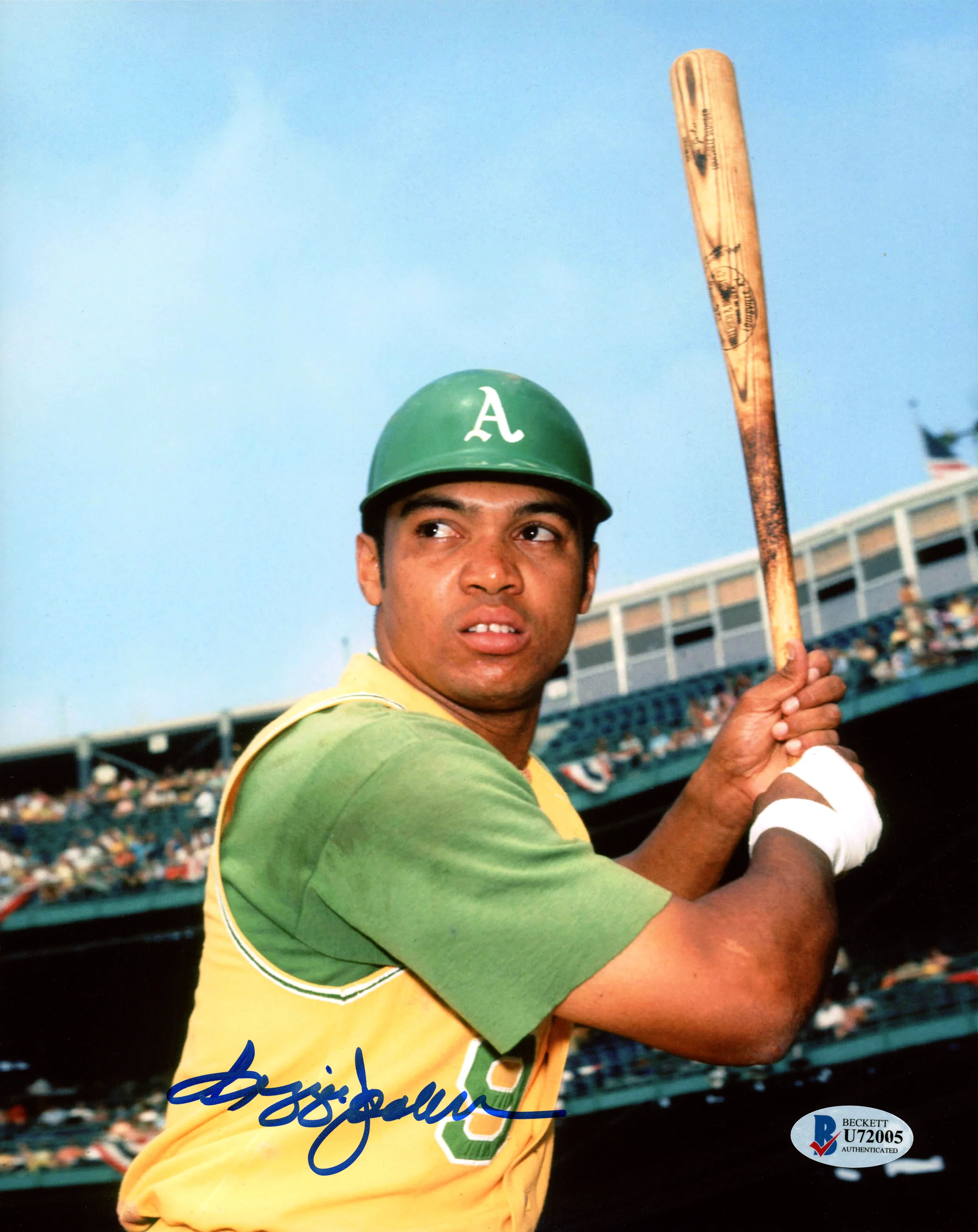 Reggie Jackson Autographed Framed 8x10 Photo Oakland A's Beckett BAS Stock #220495 - Image 2