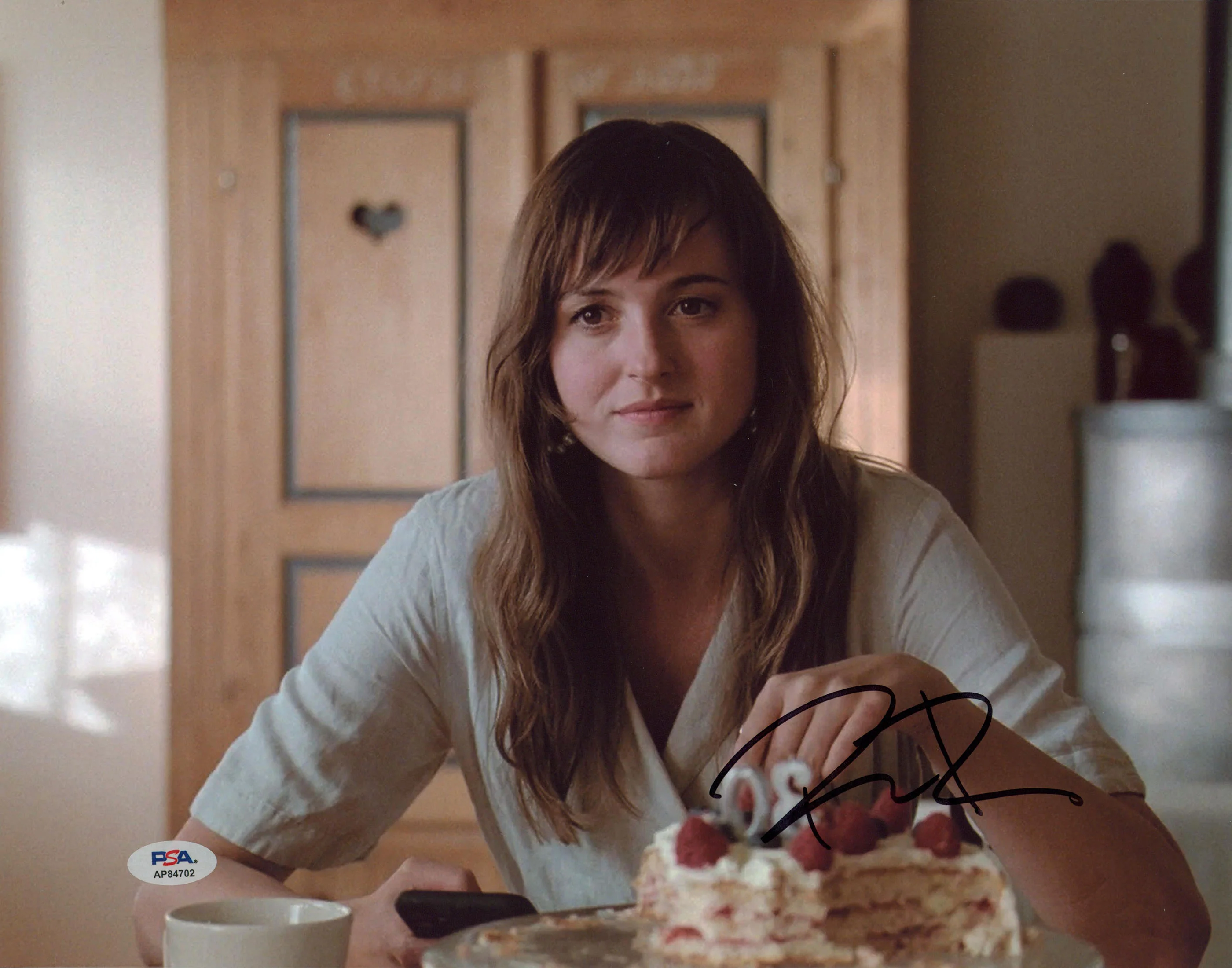 Renate Reinsve The Worst Person In The World Signed 11x14 Photo PSA/DNA #AP84702 - Image 2