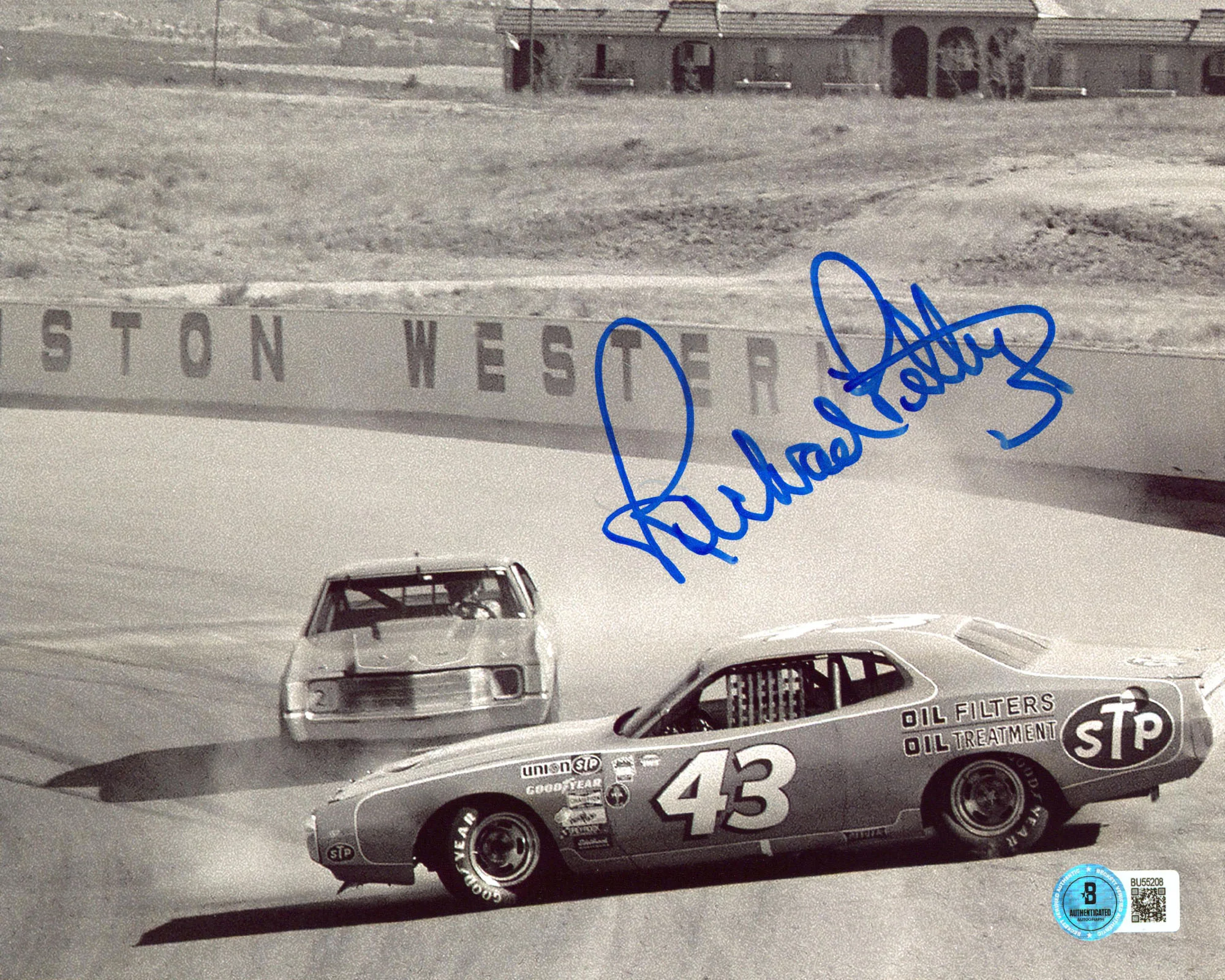 Richard Petty NASCAR Authentic Signed 8x10 Horizontal Photo BAS #BU55208 - Image 2