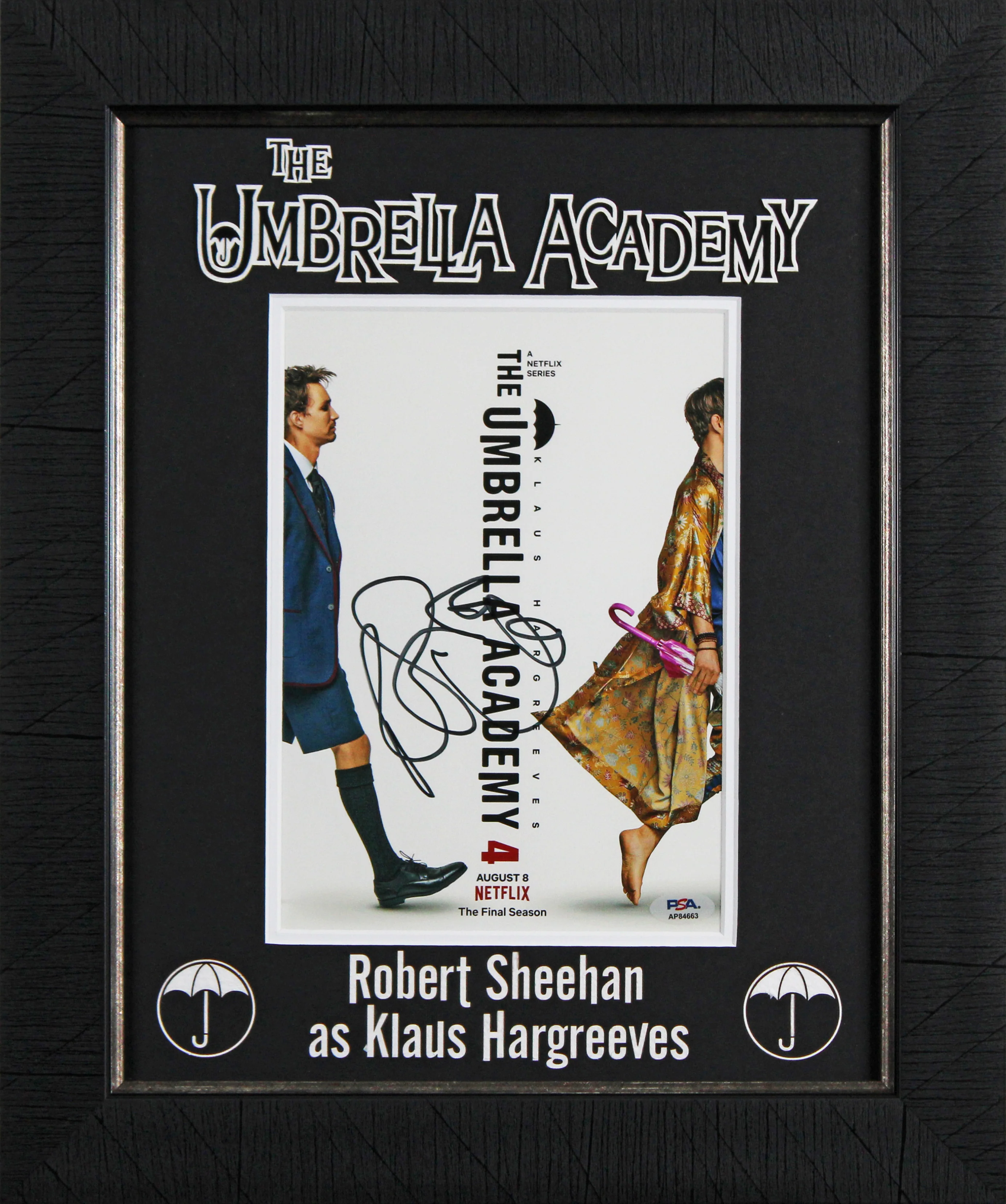 Robert Sheehan The Umbrella Academy Signed 8x10 Framed Photo PSA/DNA #AP84663