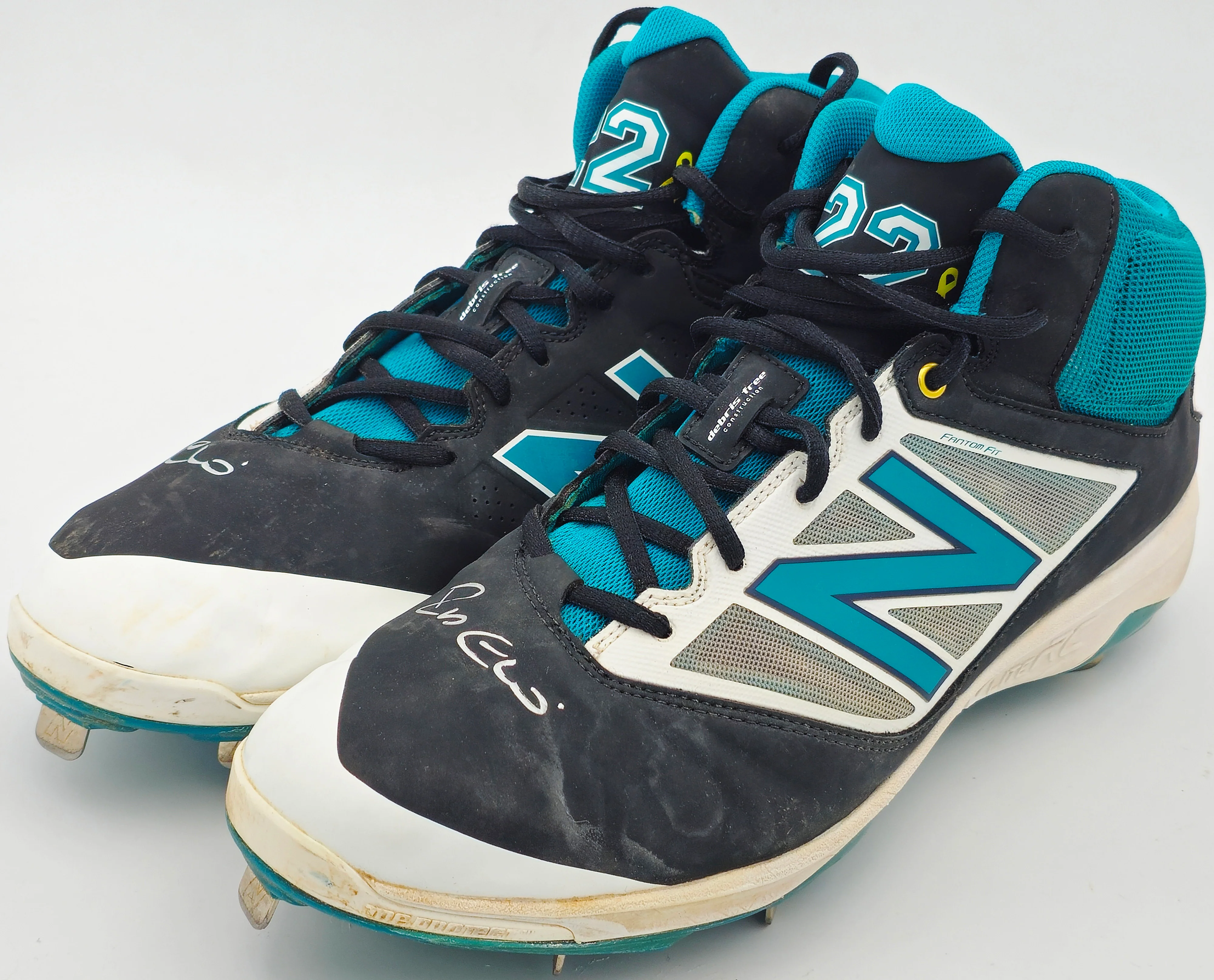 Robinson Cano Autographed Pair of Game Used Black & Teal New Balance Revlite Cleats Seattle Mariners PSA/DNA #7A96543 & 7A96544 - Image 3