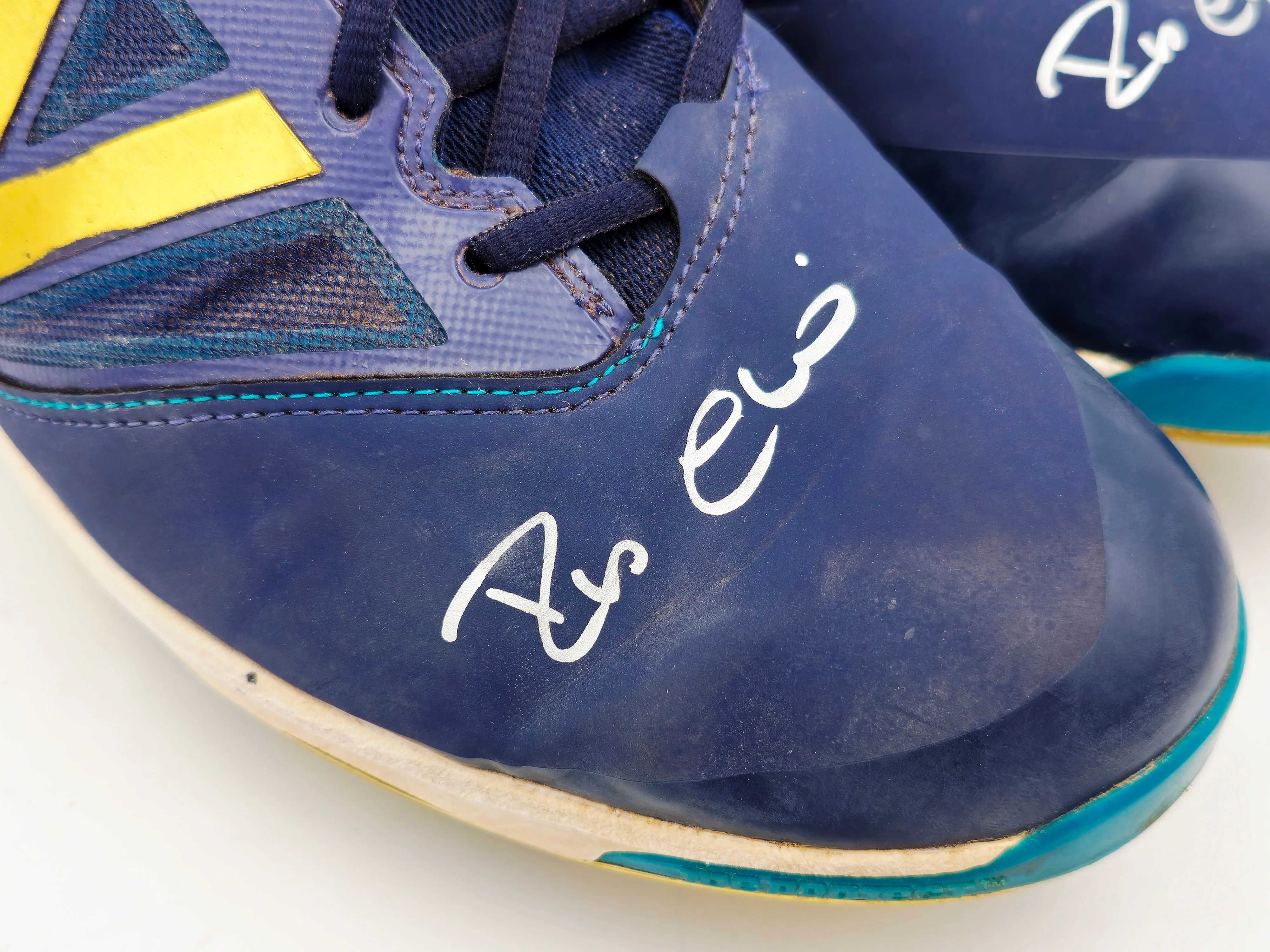 Robinson Cano Autographed Pair of Game Used Blue, Gold & Teal New Balance Revlite Cleats Seattle Mariners PSA/DNA #7A96537 & 7A96538 - Image 2