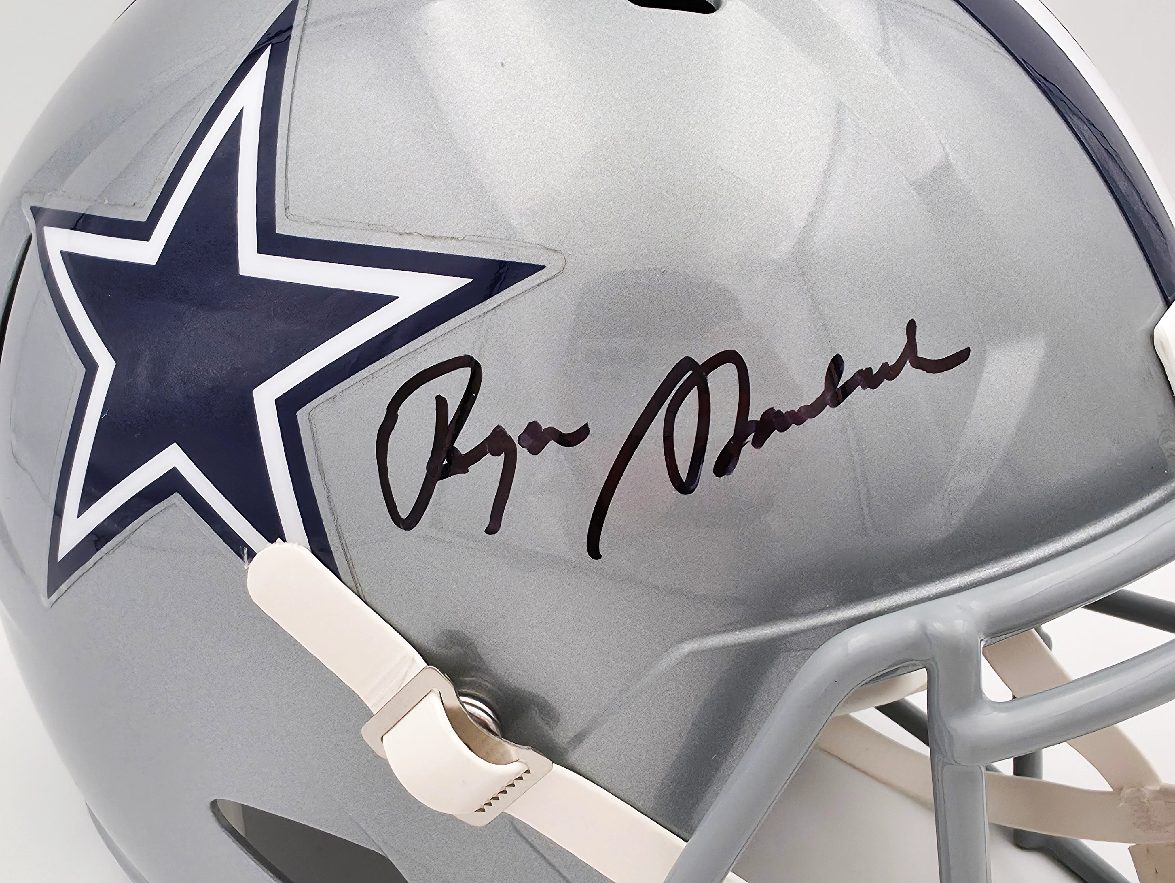 Roger Staubach Autographed Dallas Cowboys Silver Full Size Speed Replica Helmet Beckett BAS Witness Stock #238802 - Image 2