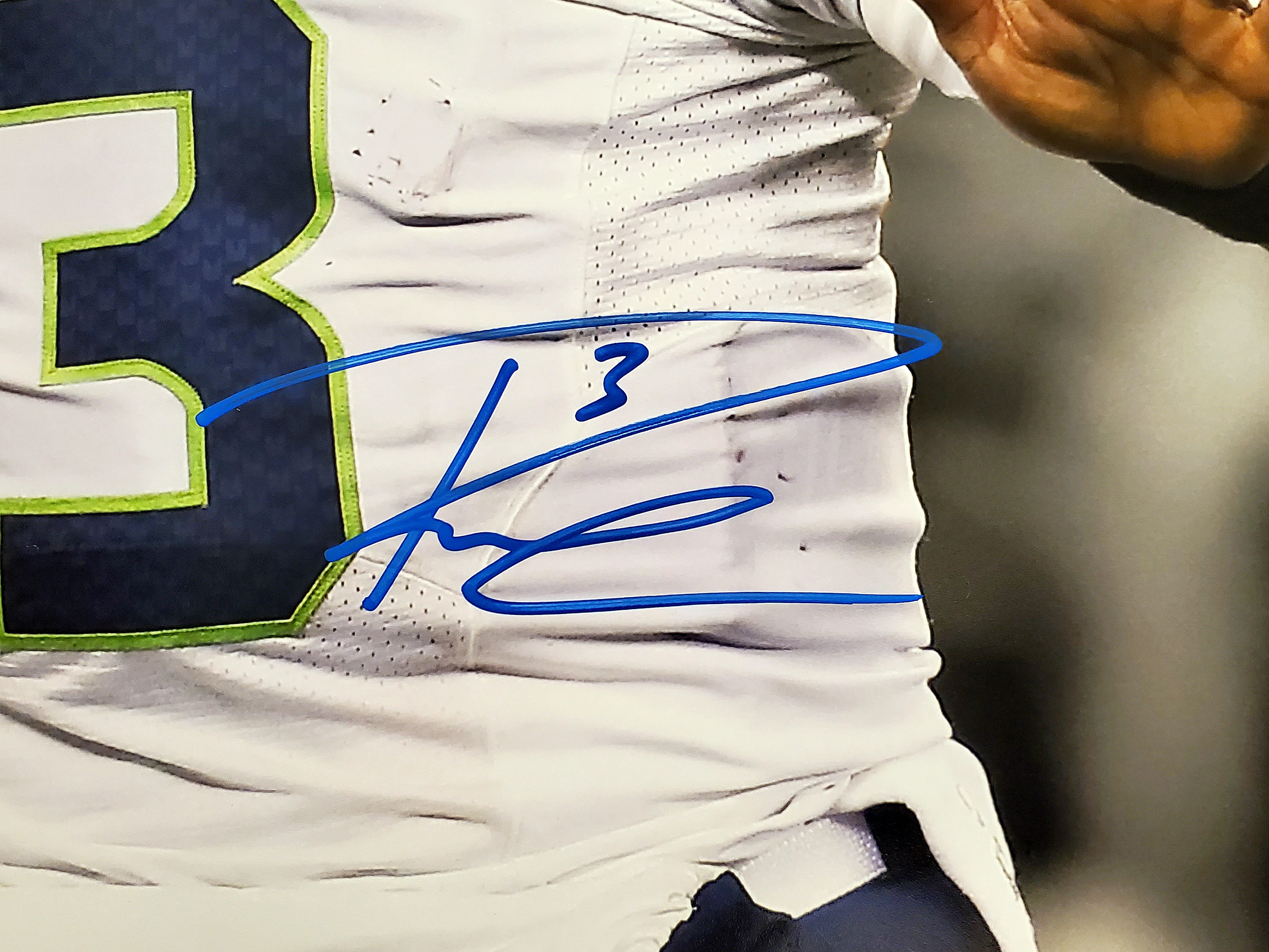 Russell Wilson Autographed 16x20 Photo Seattle Seahawks Super Bowl RW Holo Stock #74644 - Image 2
