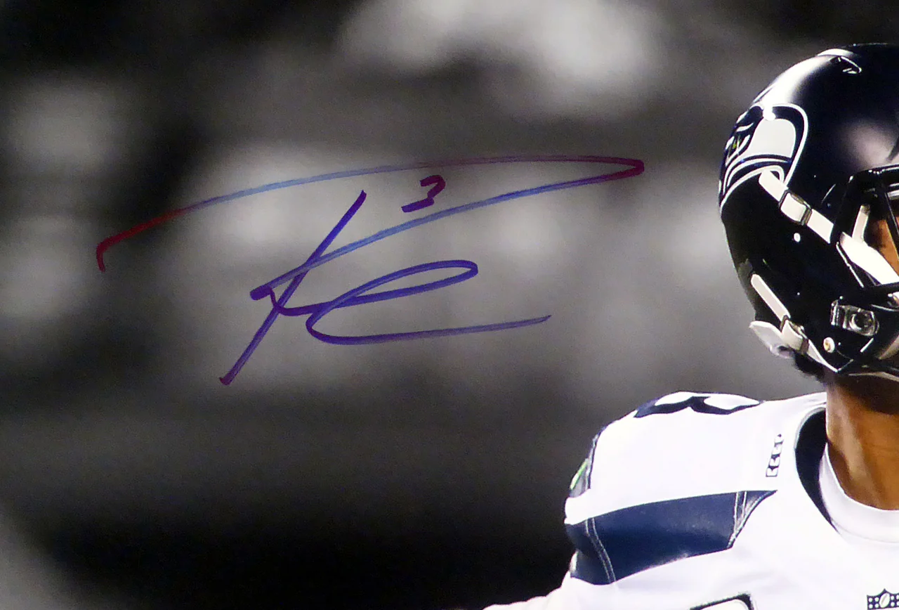 Russell Wilson Autographed 16x20 Photo Seattle Seahawks Super Bowl RW Holo Stock #80814 - Image 2