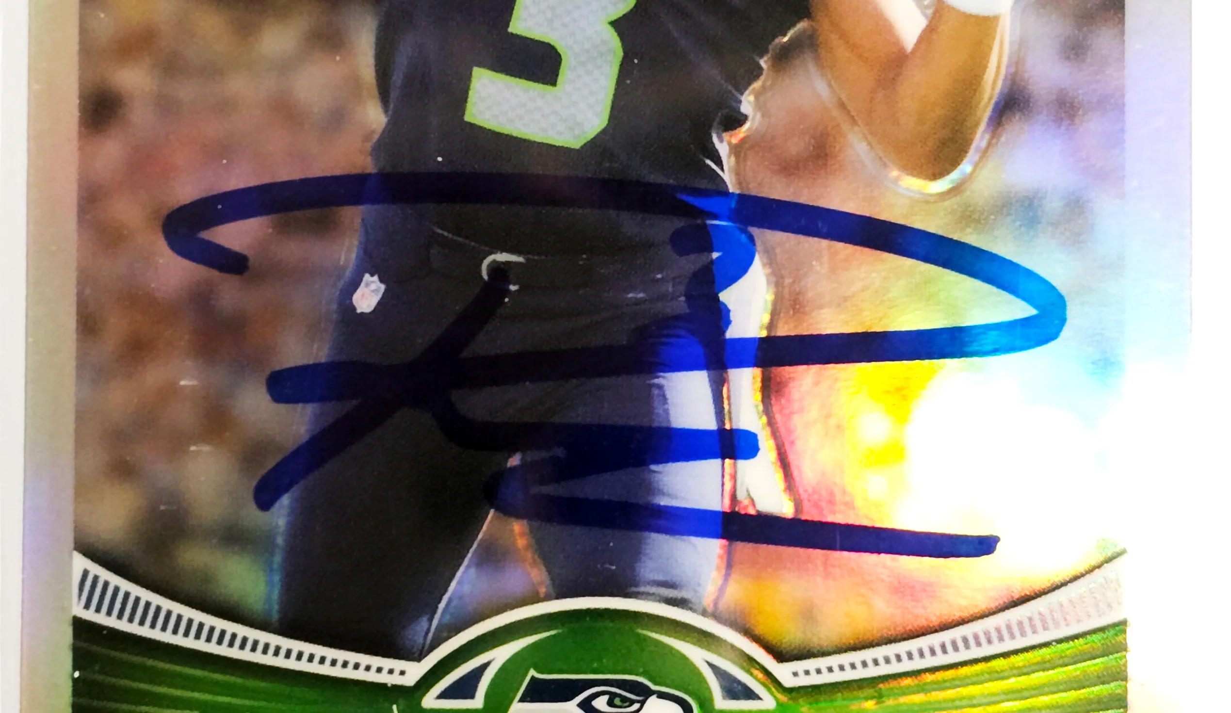 Russell Wilson Autographed 2012 Topps Chrome Refractor Rookie Card #40 Seattle Seahawks BGS 9 Auto Grade Gem Mint 10 Beckett BAS #15530060 - Image 2