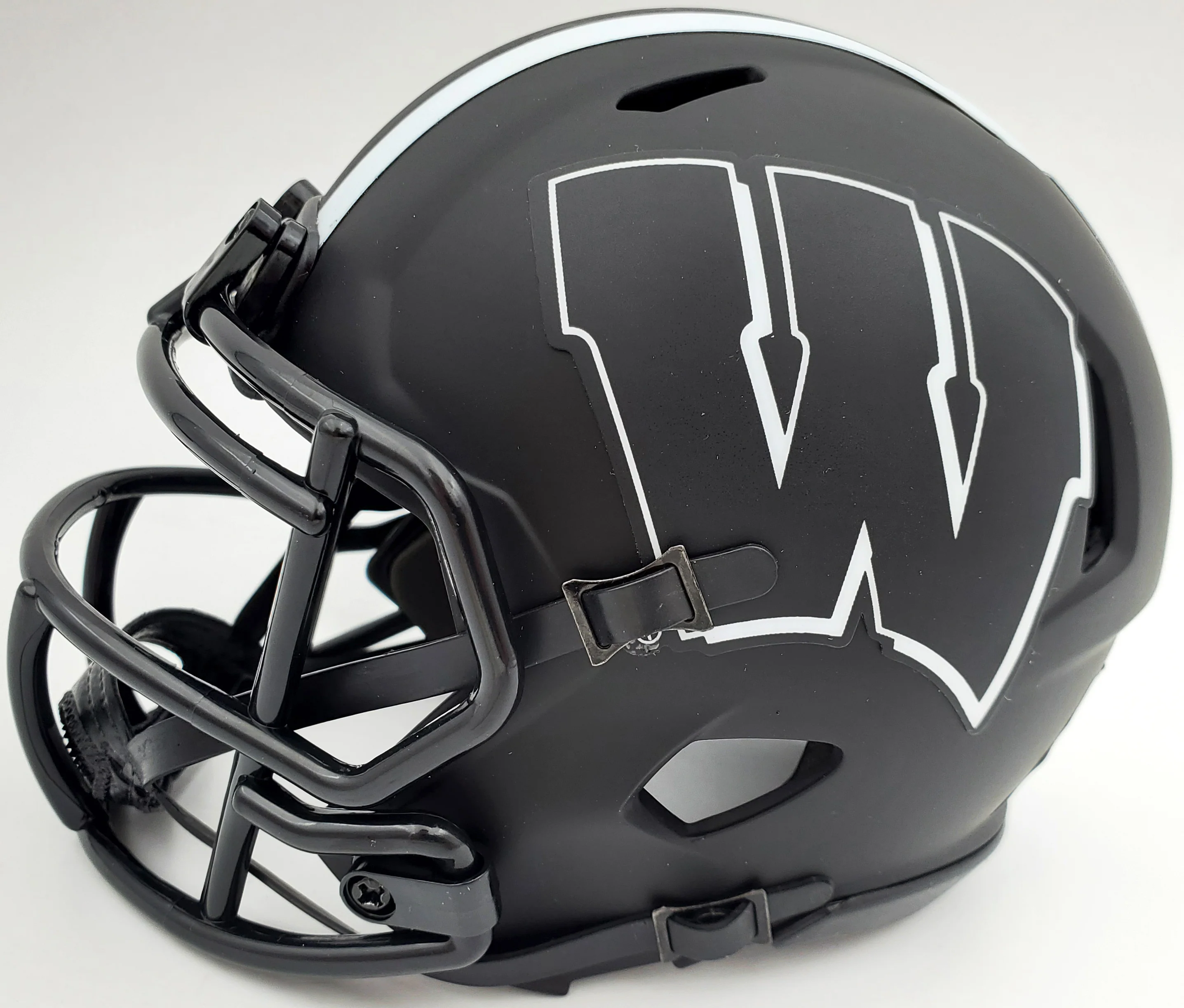 Russell Wilson Autographed Wisconsin Badgers Black Eclipse Speed Mini Helmet RW Holo & Beckett BAS Stock #182238 - Image 4