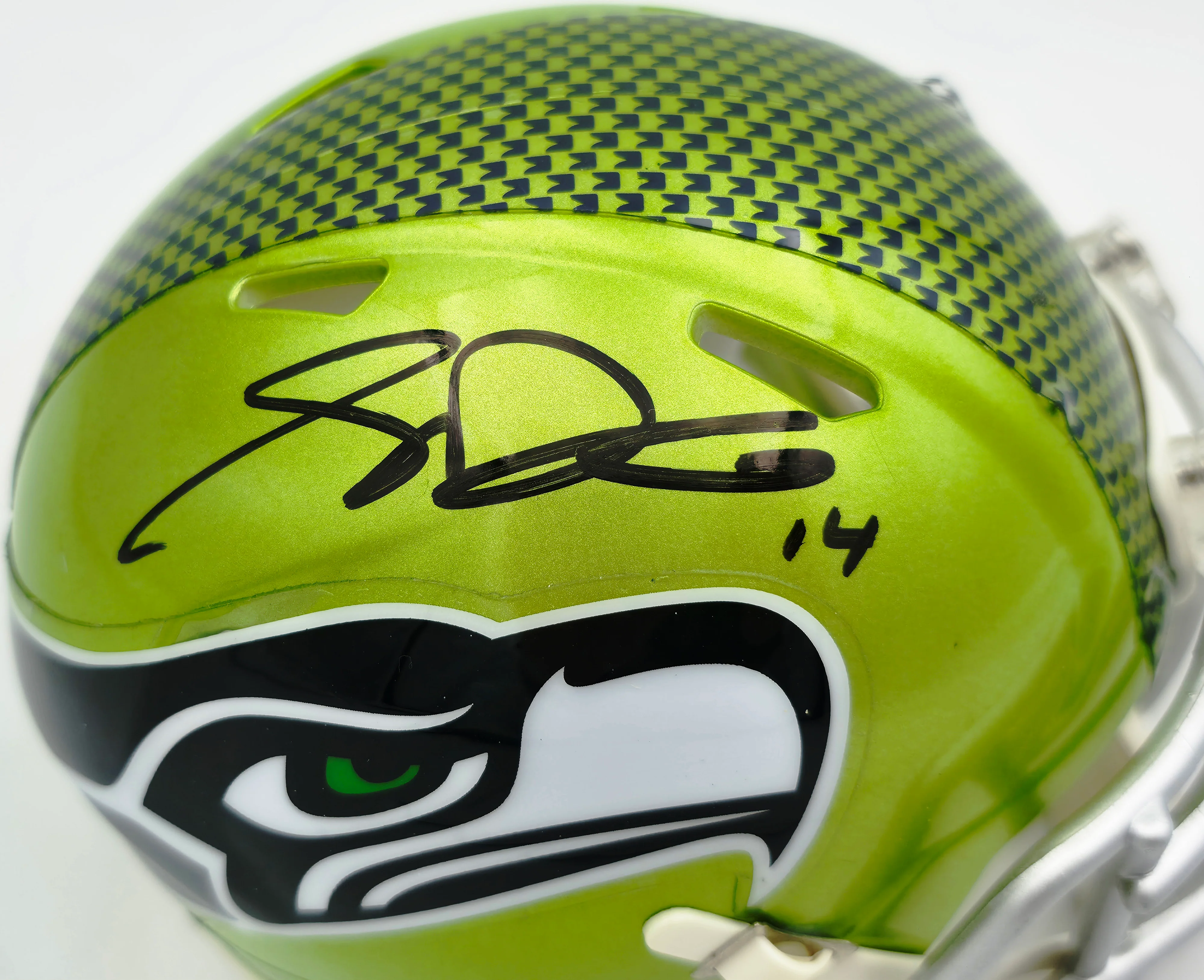 Sam Darnold Autographed Seattle Seahawks Flash Green Speed Mini Helmet Beckett BAS Witness Stock #261845 - Image 2
