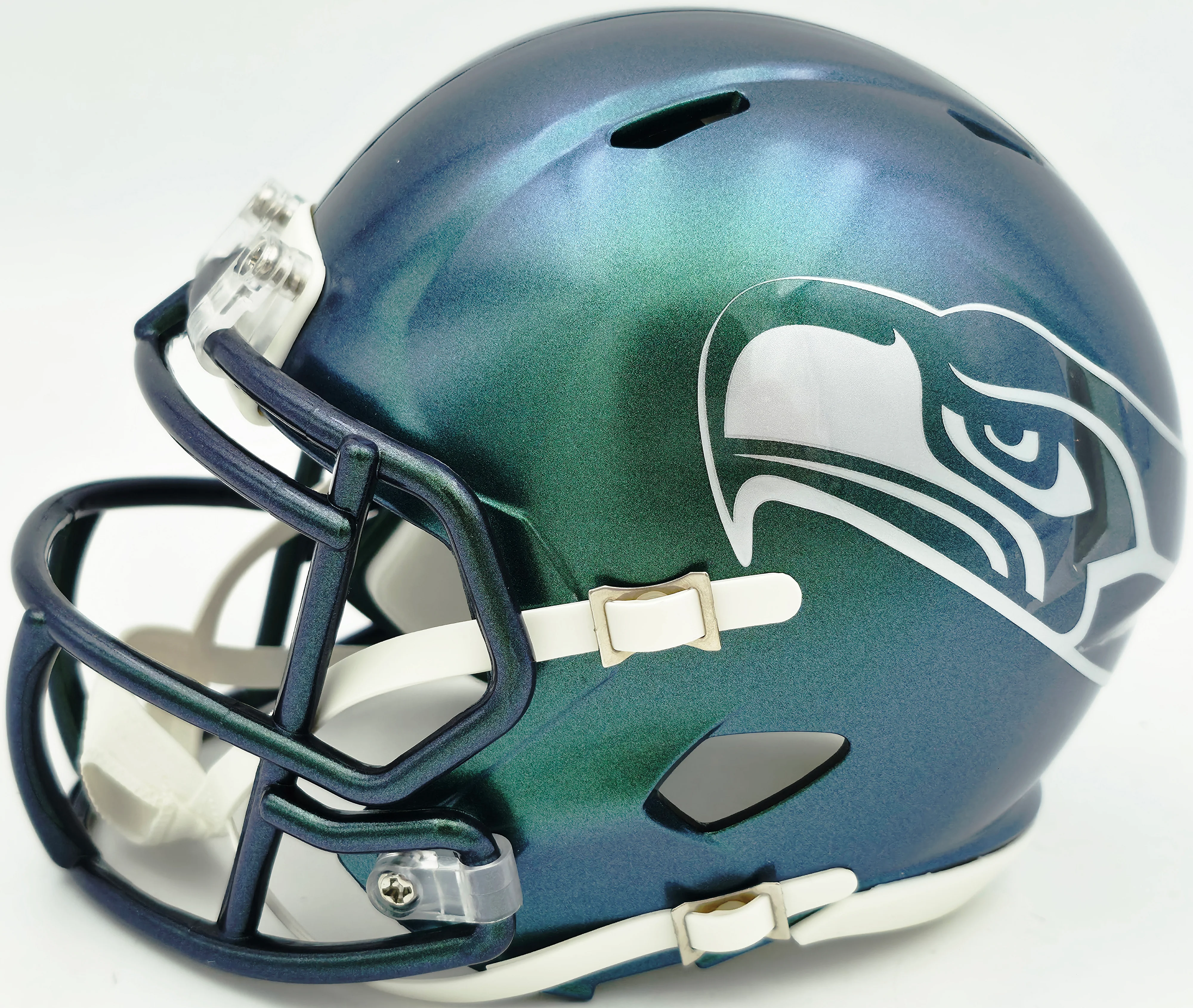 Sam Darnold Autographed Seattle Seahawks Metallic Green Rivalries Speed Mini Helmet Beckett BAS Witness Stock #261846 - Image 5