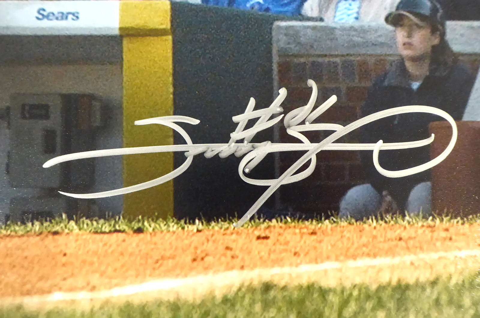 Sammy Sosa Autographed 16x20 Photo Chicago Cubs Beckett BAS Stock #177691 - Image 2