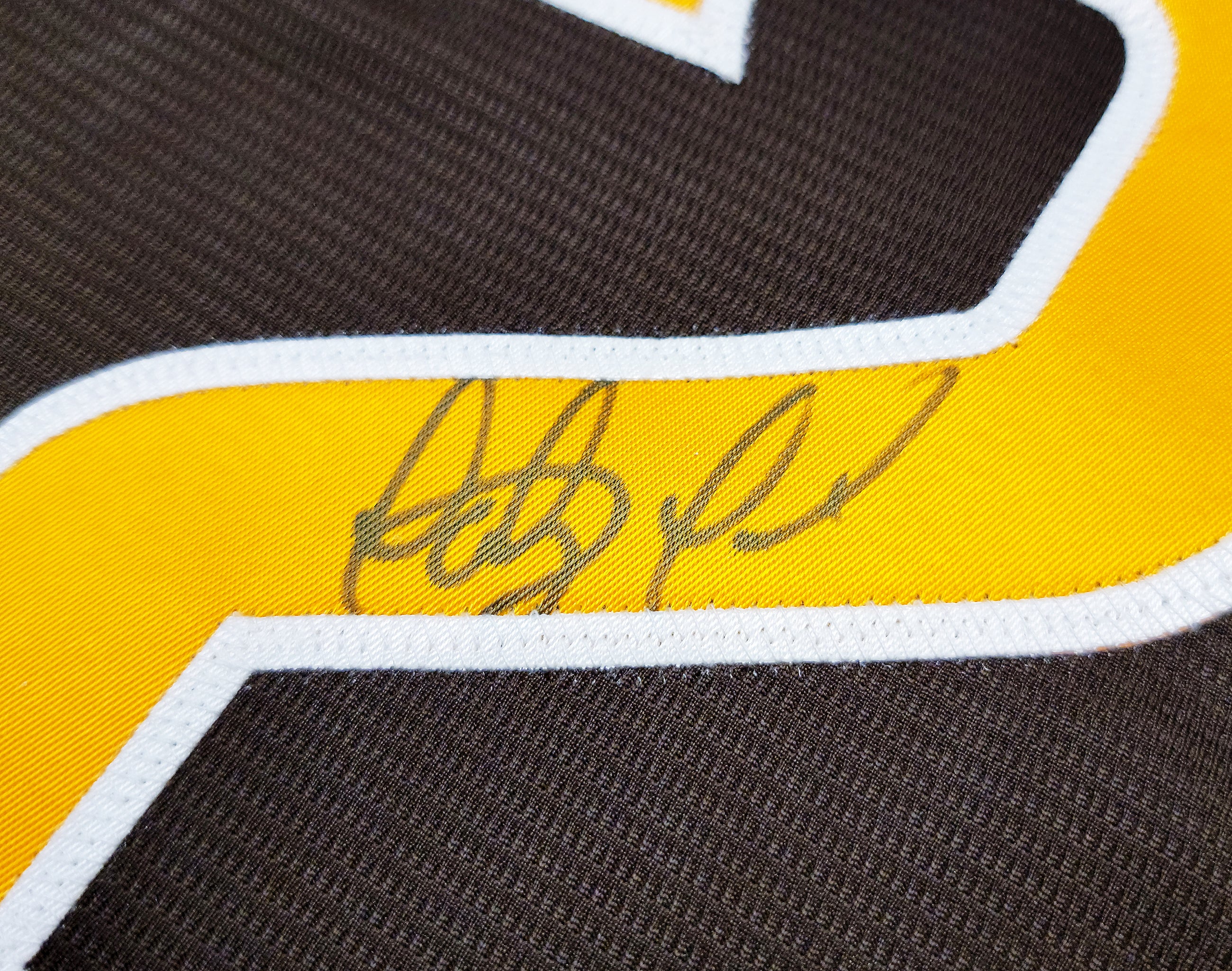 San Diego Padres Fernando Tatis Jr. Autographed Brown Nike Jersey Size XXL Beckett BAS Stock #201914 - Image 4