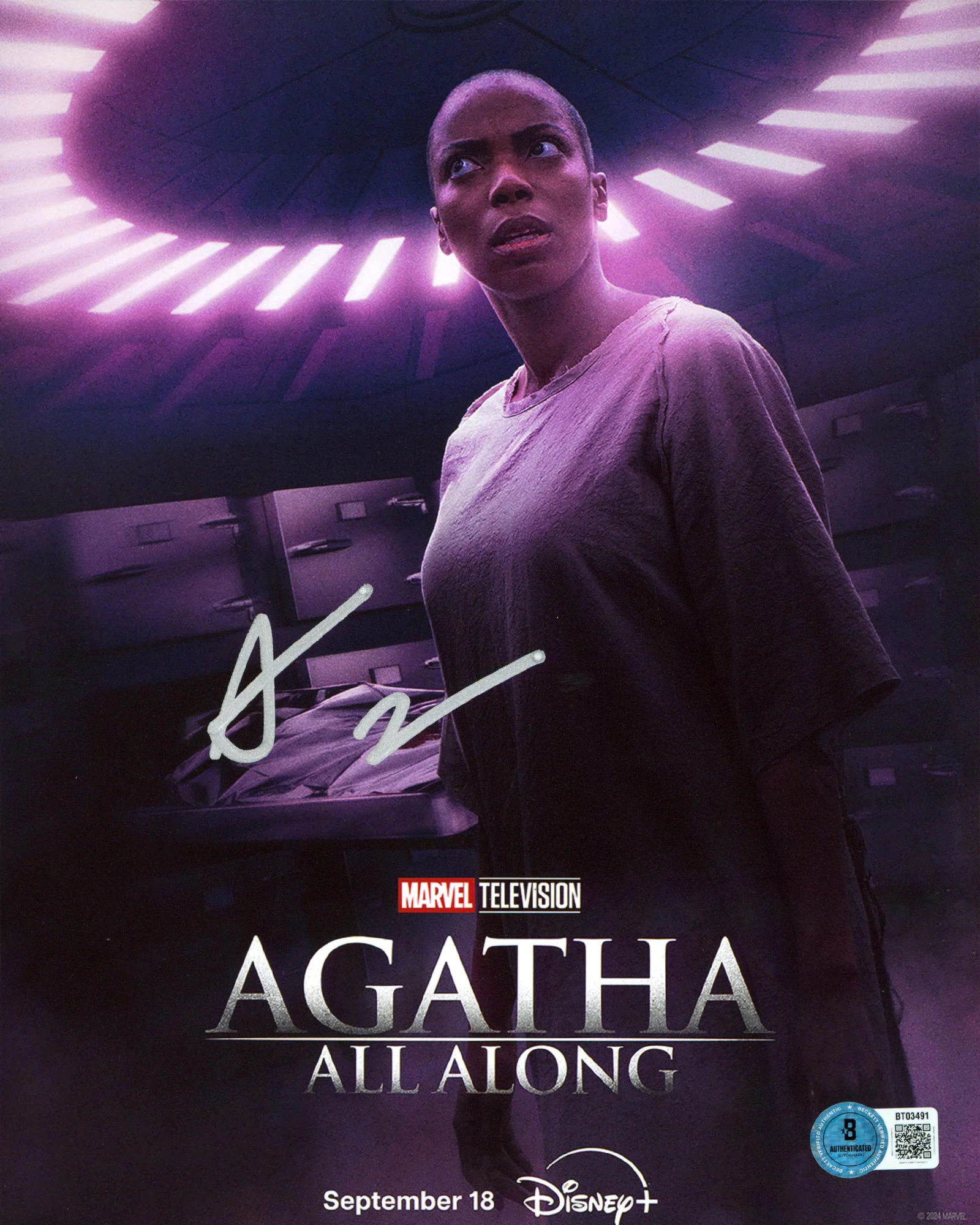 Sasheer Zamata Agatha All Along Authentic Signed 8x10 Vertical Photo BAS BT03491 - Image 2
