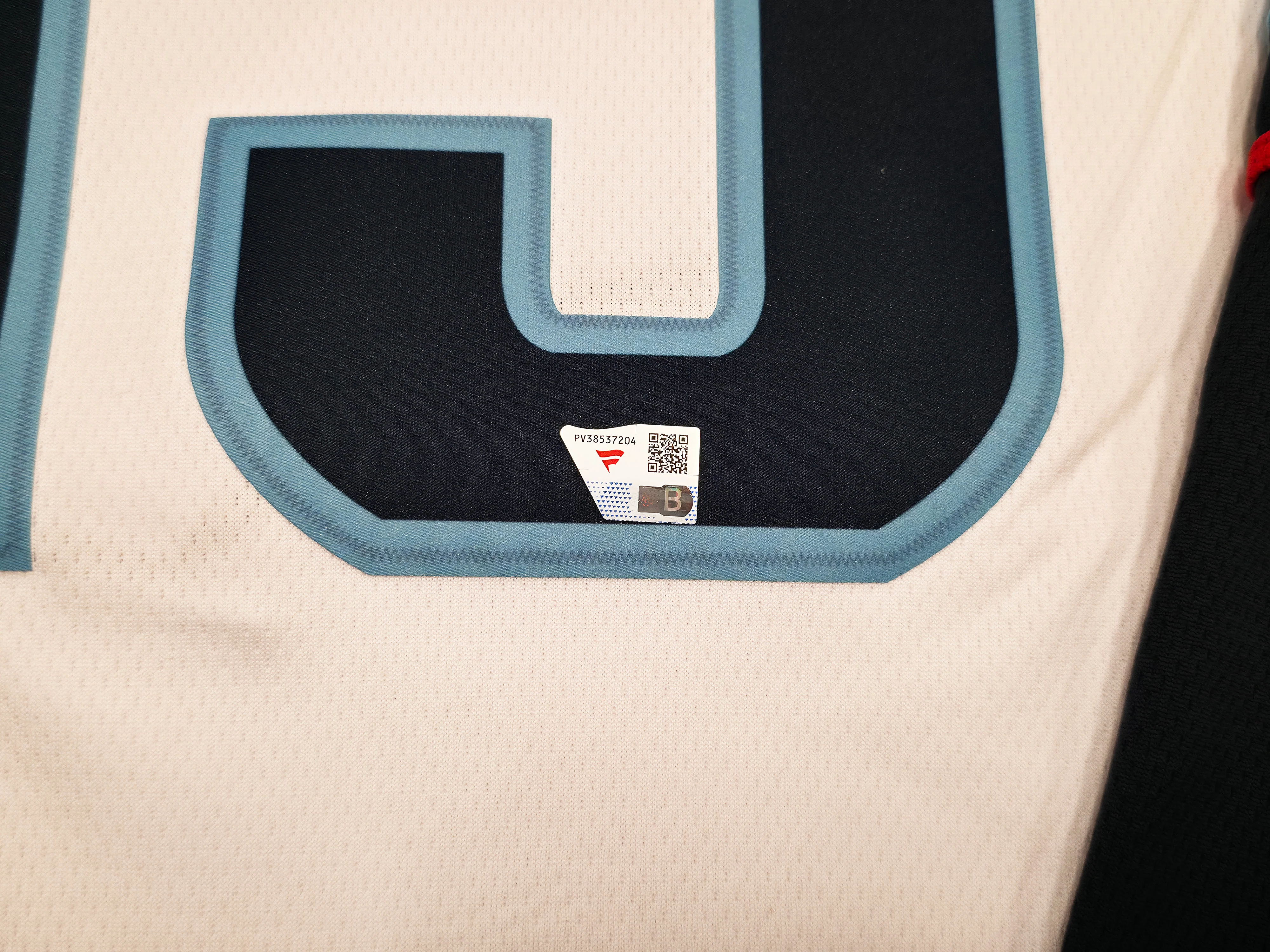 Seattle Kraken Brandon Tanev Autographed White Fanatics Jersey Size XL Fanatics Holo Stock #254455 - Image 4