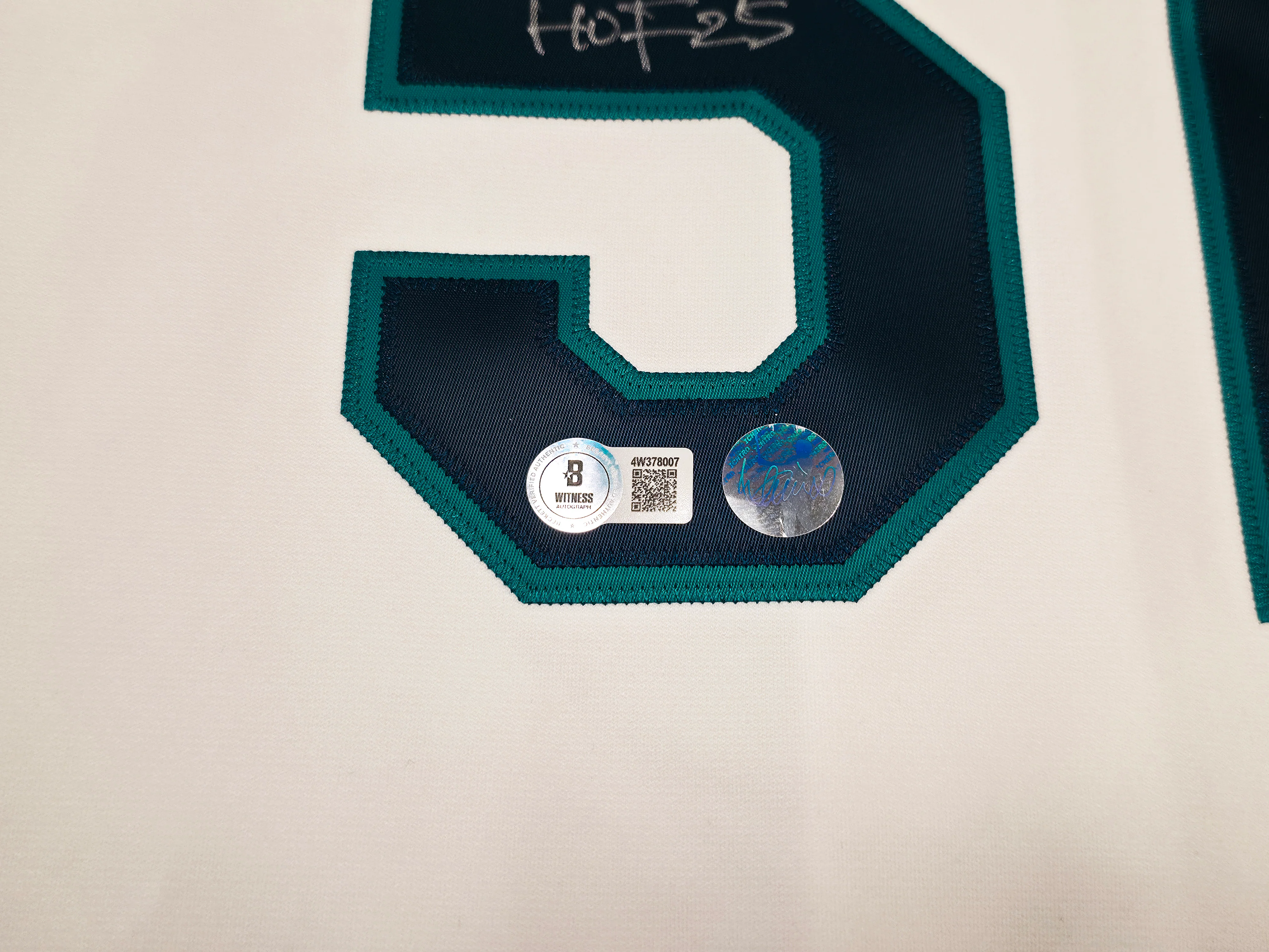 Seattle Mariners Ichiro Suzuki Autographed White Authentic Mitchell & Ness Cooperstown Authentic Collection 2001 ASG Patch Rookie Jersey Size 44 "HOF 25" IS Holo & Beckett BAS Witness Stock #256856 - Image 5