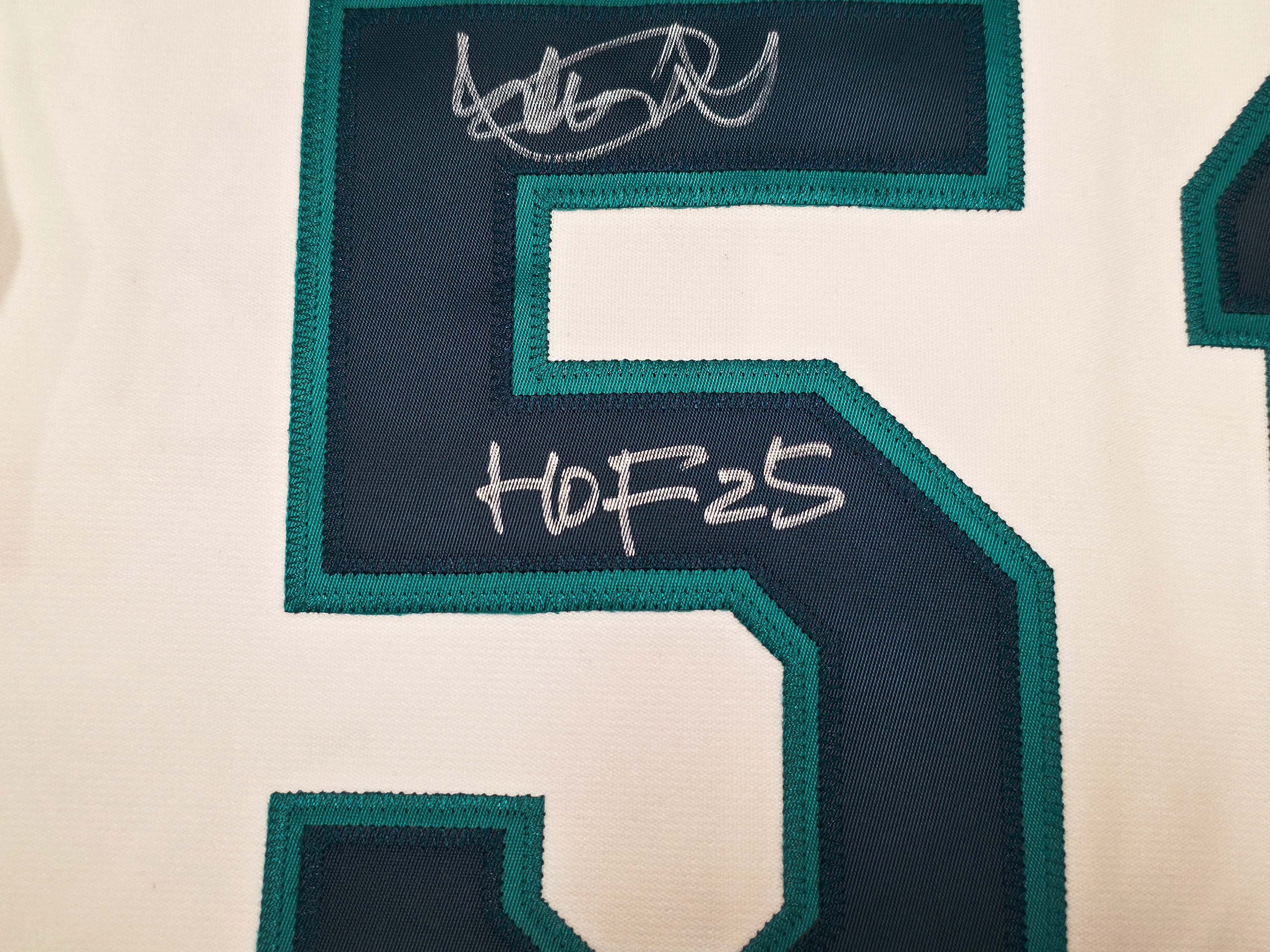 Seattle Mariners Ichiro Suzuki Autographed White Authentic Mitchell & Ness Cooperstown Authentic Collection 2001 ASG Patch Rookie Jersey Size 52 "HOF 25" IS Holo & Beckett BAS Witness Stock #256854 - Image 5