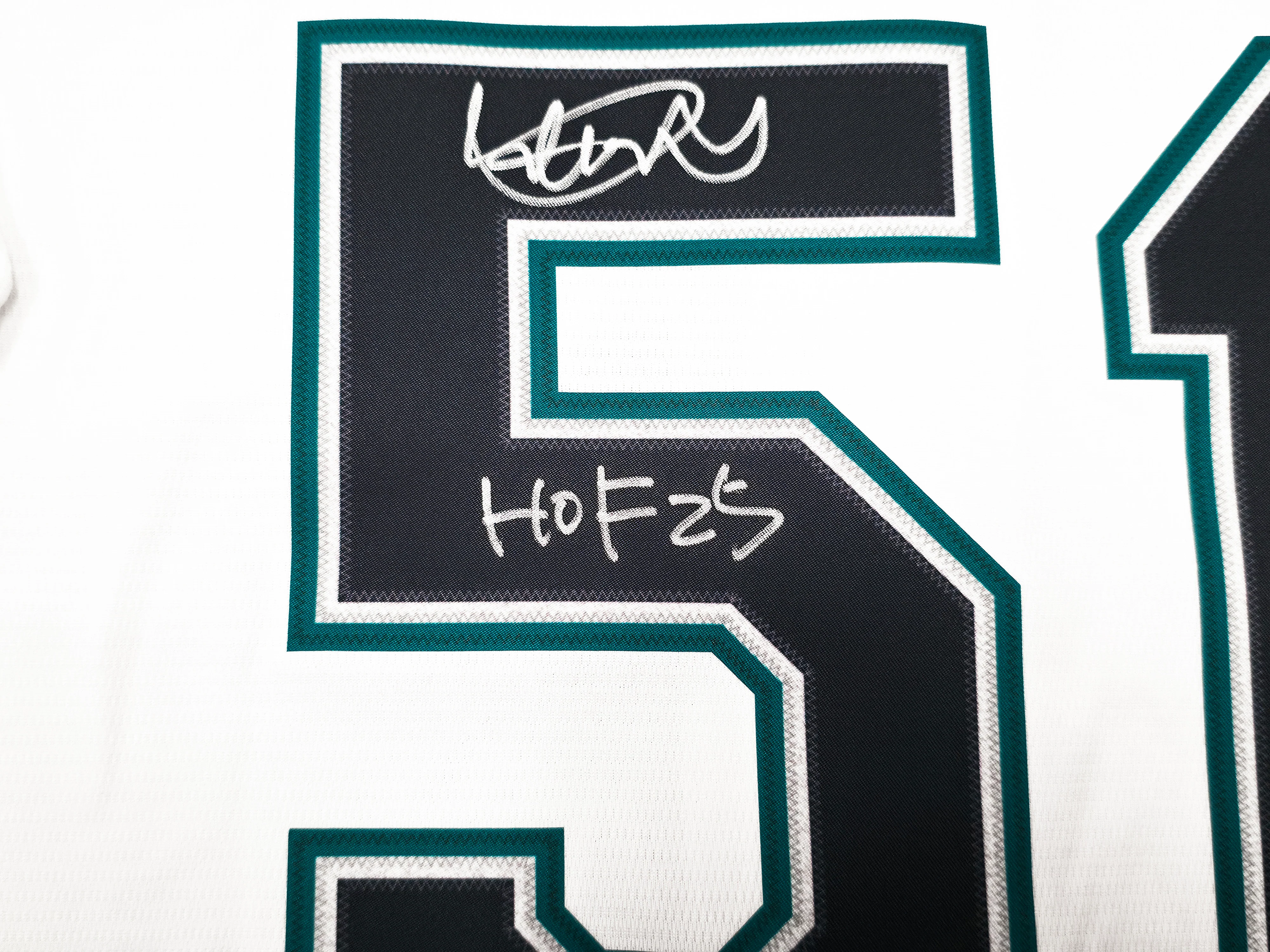 Seattle Mariners Ichiro Suzuki Autographed White Nike Jersey Size L "HOF 25" IS Holo & Beckett BAS Witness Stock #254345 - Image 4