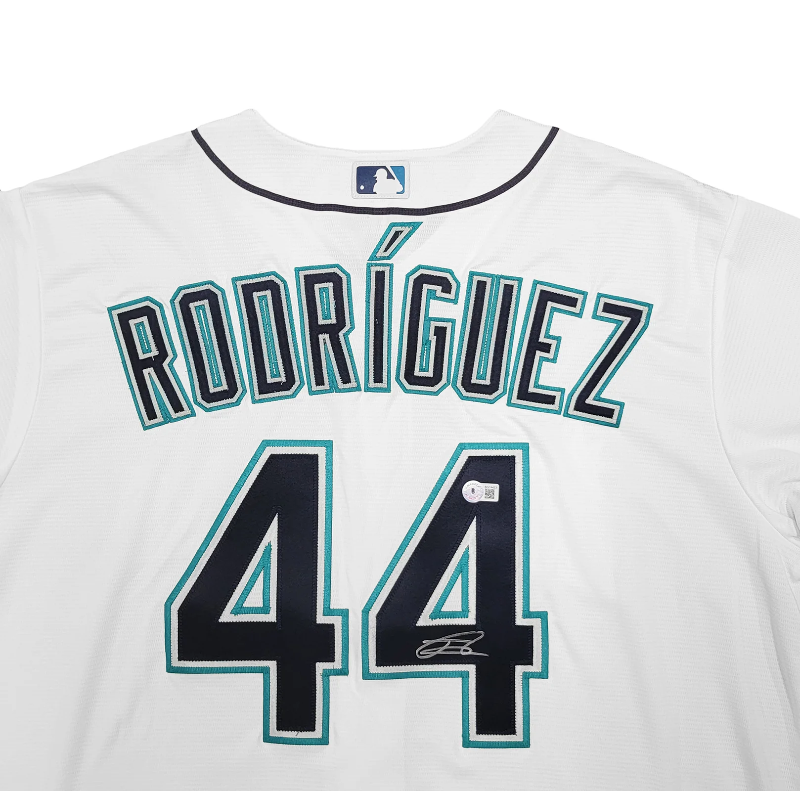 Seattle Mariners Julio Rodriguez Autographed White Nike Jersey Size XL Beckett BAS Stock #212094 - Image 3
