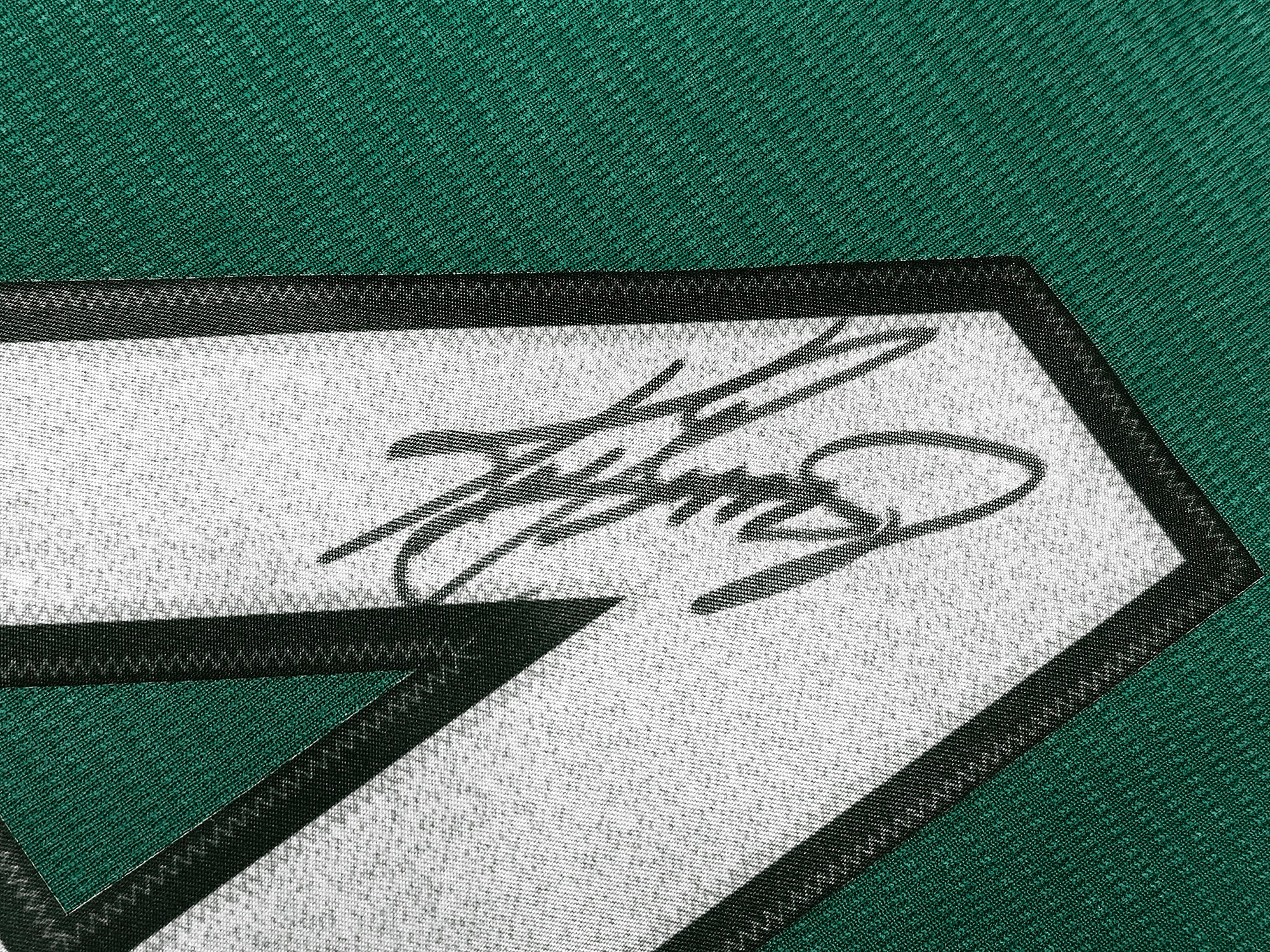 Seattle Mariners Ken Griffey Jr. Autographed Teal Nike Jersey Size XXL Beckett BAS Witness Stock #230142 - Image 4