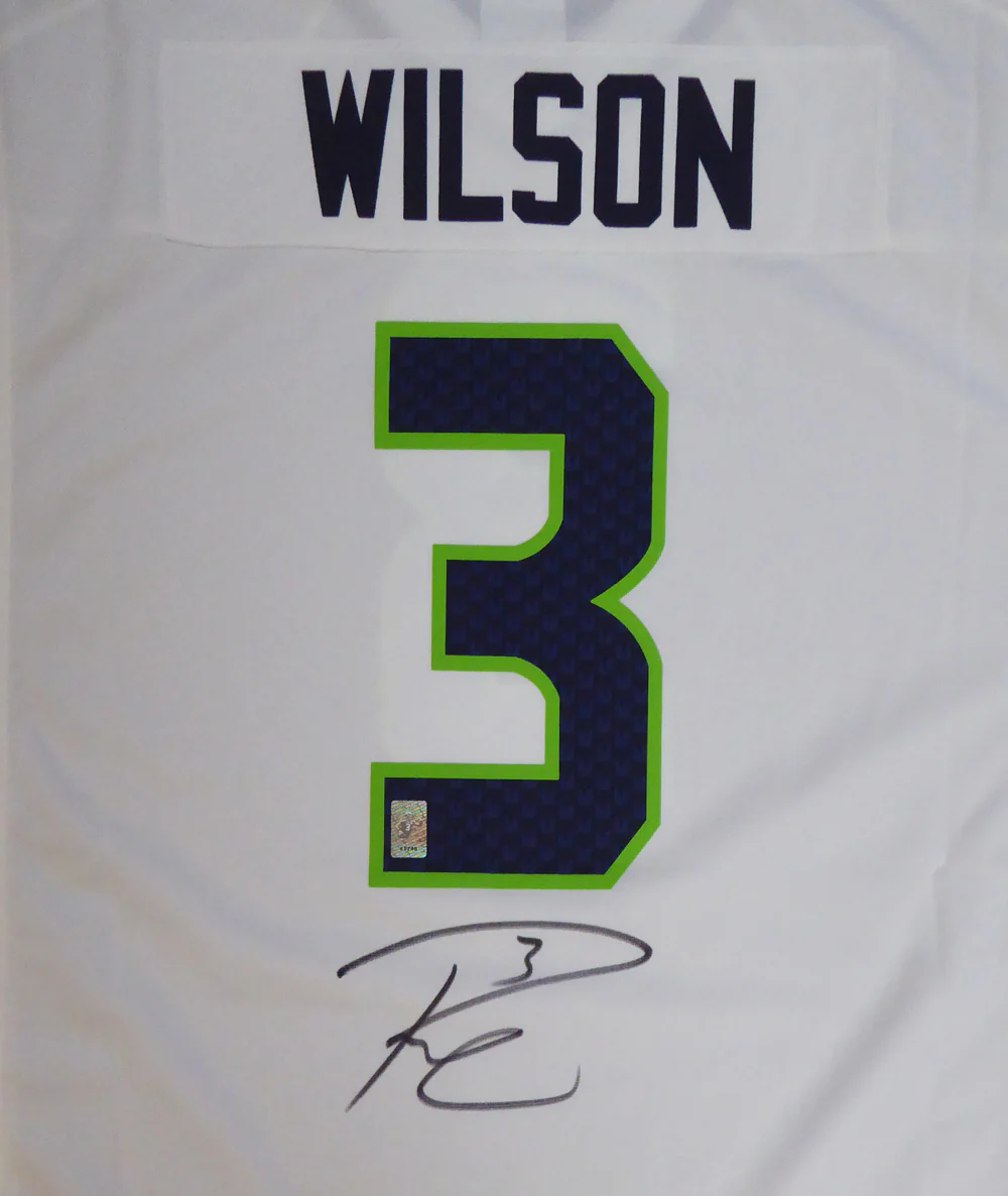 Seattle Seahawks Russell Wilson Autographed White Nike Jersey Size XXL RW Holo Stock #105024