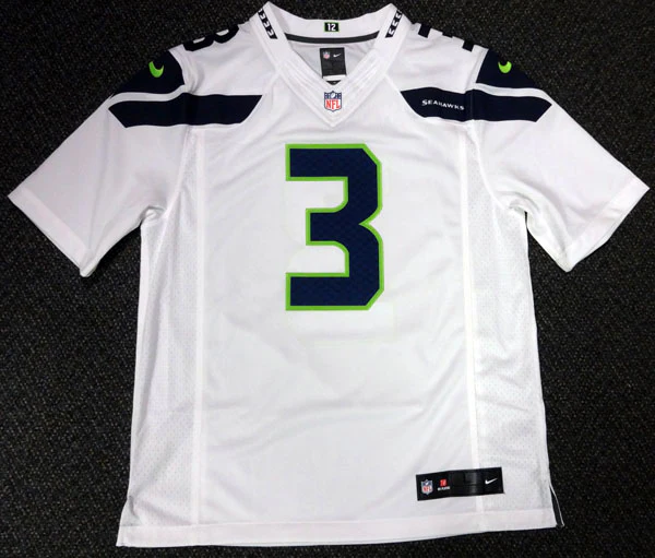 Seattle Seahawks Russell Wilson Autographed White Nike Twill Jersey Size L RW Holo Stock #90927 - Image 4