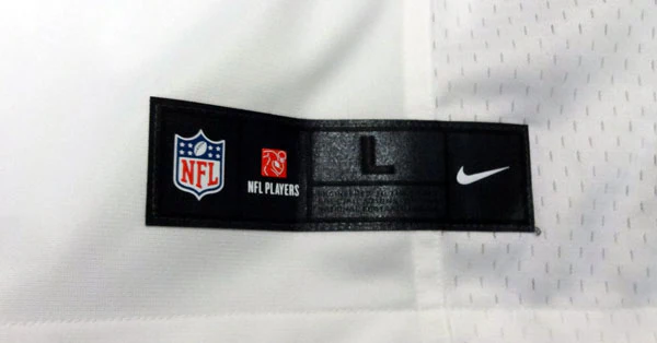 Seattle Seahawks Russell Wilson Autographed White Nike Twill Jersey Size L RW Holo Stock #90927 - Image 5
