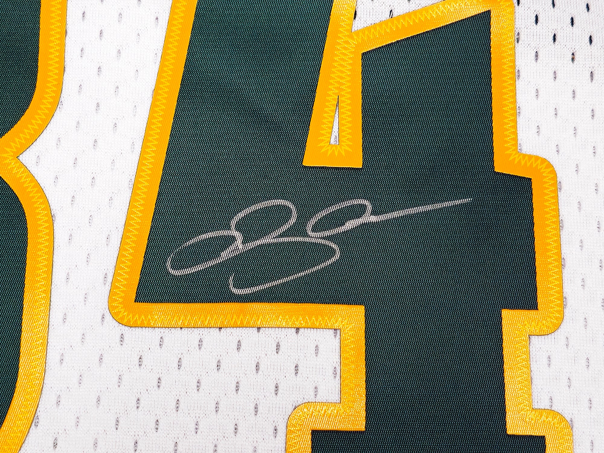 Seattle Sonics Ray Allen Autographed White Authentic Mitchell & Ness 2006-07 Ray Allen HWC Swingman Jersey Size XXL Beckett BAS Witness Stock #221296 - Image 4