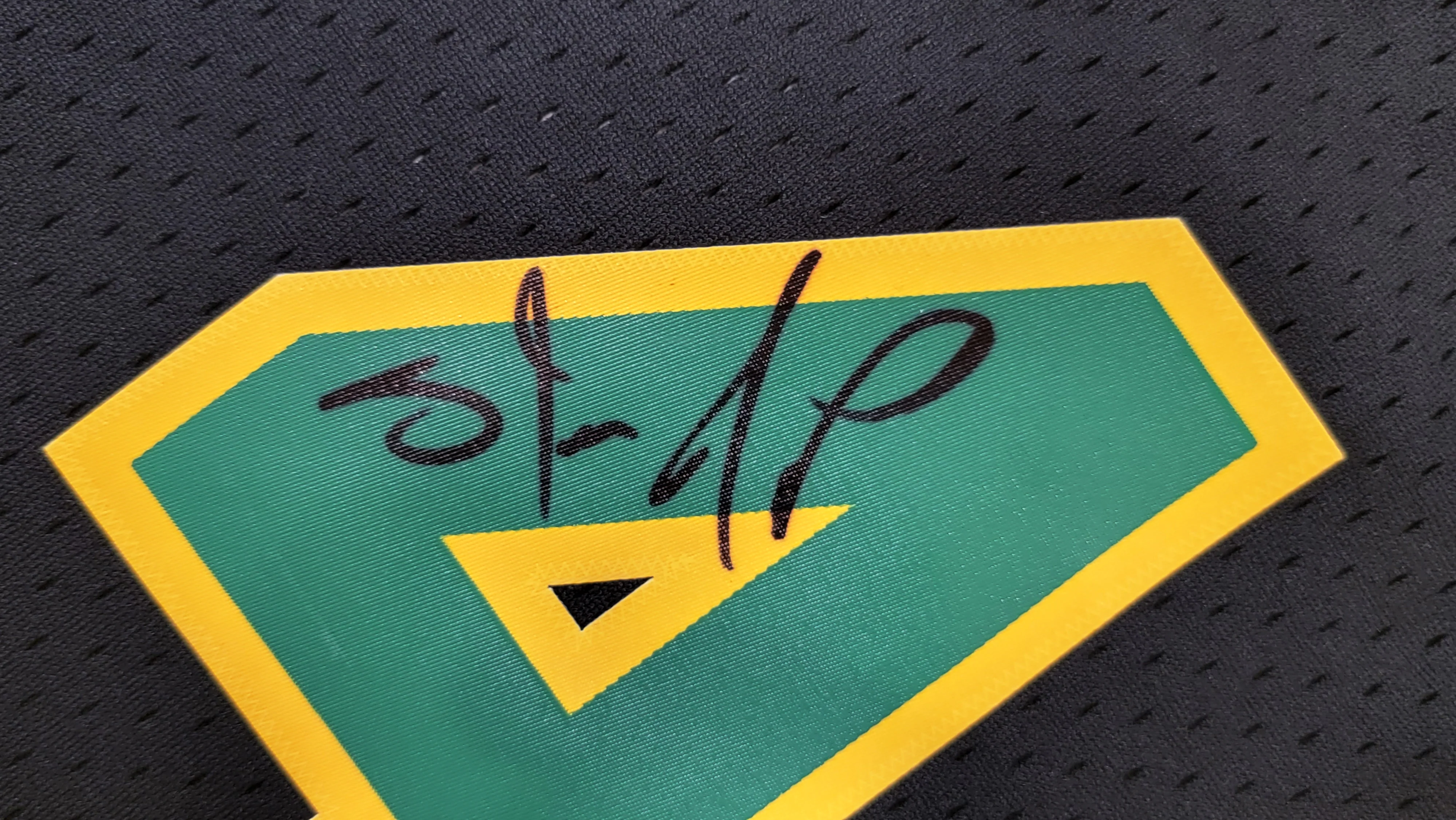 Seattle Supersonics Shawn Kemp Autographed 1994-95 Mitchell & Ness Hardwood Classics Black Jersey Size XXL MCS Holo #93470 - Image 3